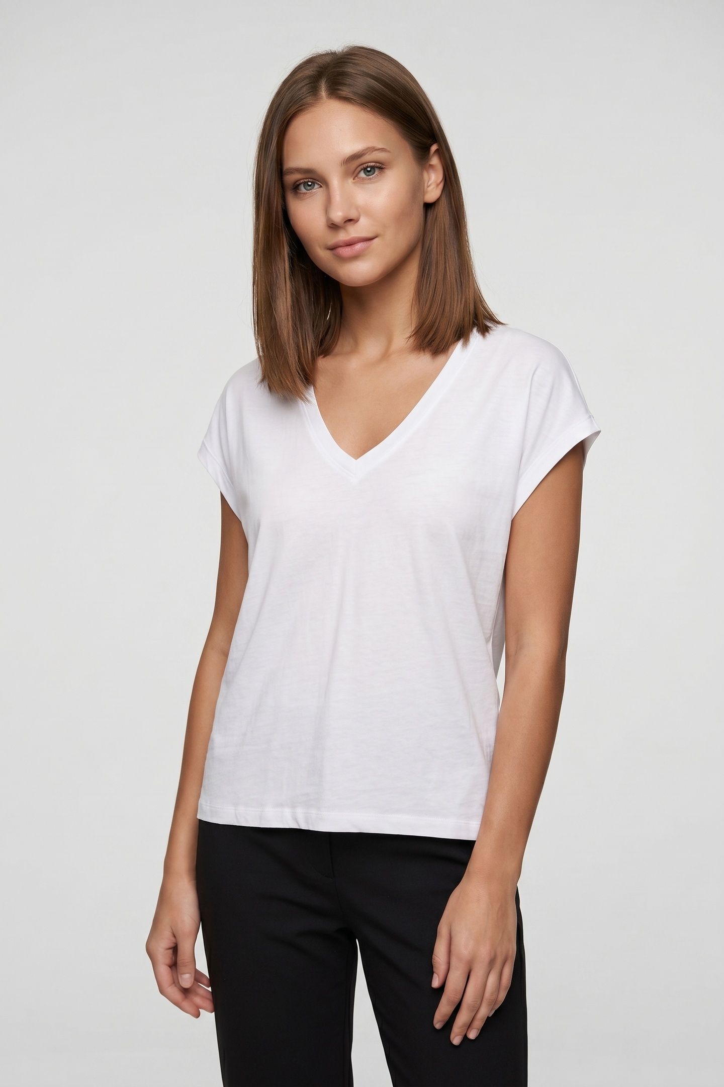 SLUB V-NECK T-SHIRT WHITE 1