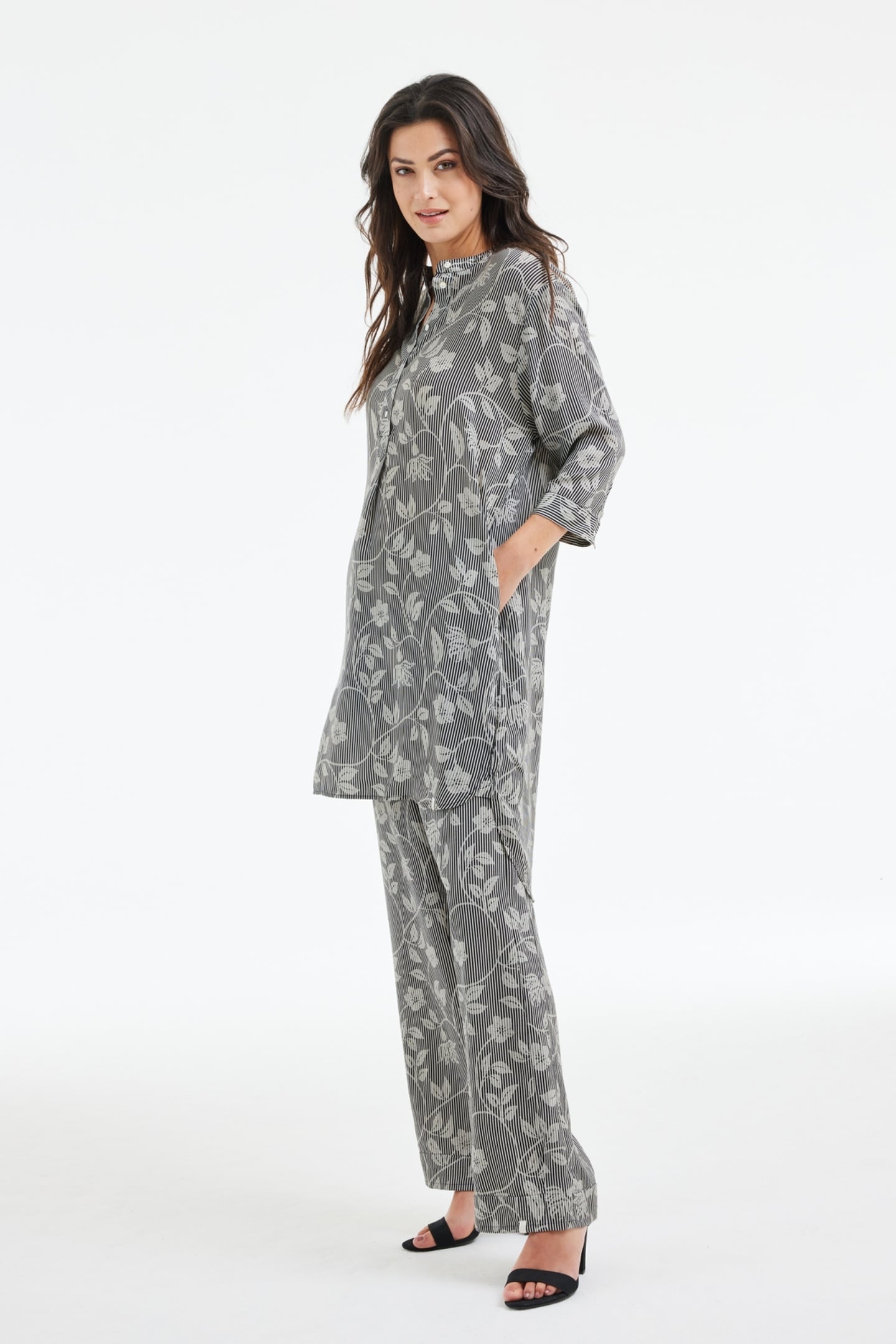TUNIC DIARY BLACK BLOOM PRINT 1