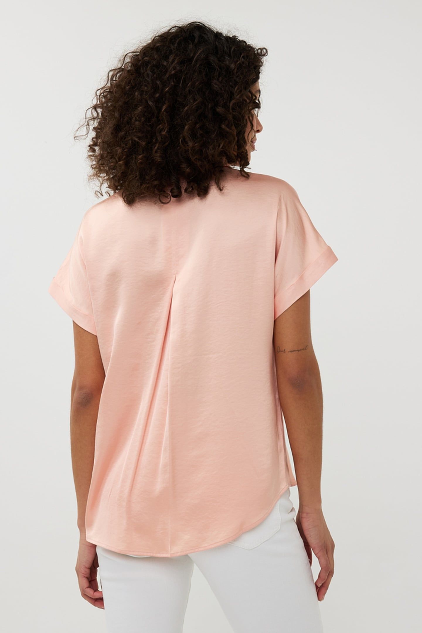 BLOUSE S/SLVE POCKET SATIN LOOK LIGHT APRICOT 3