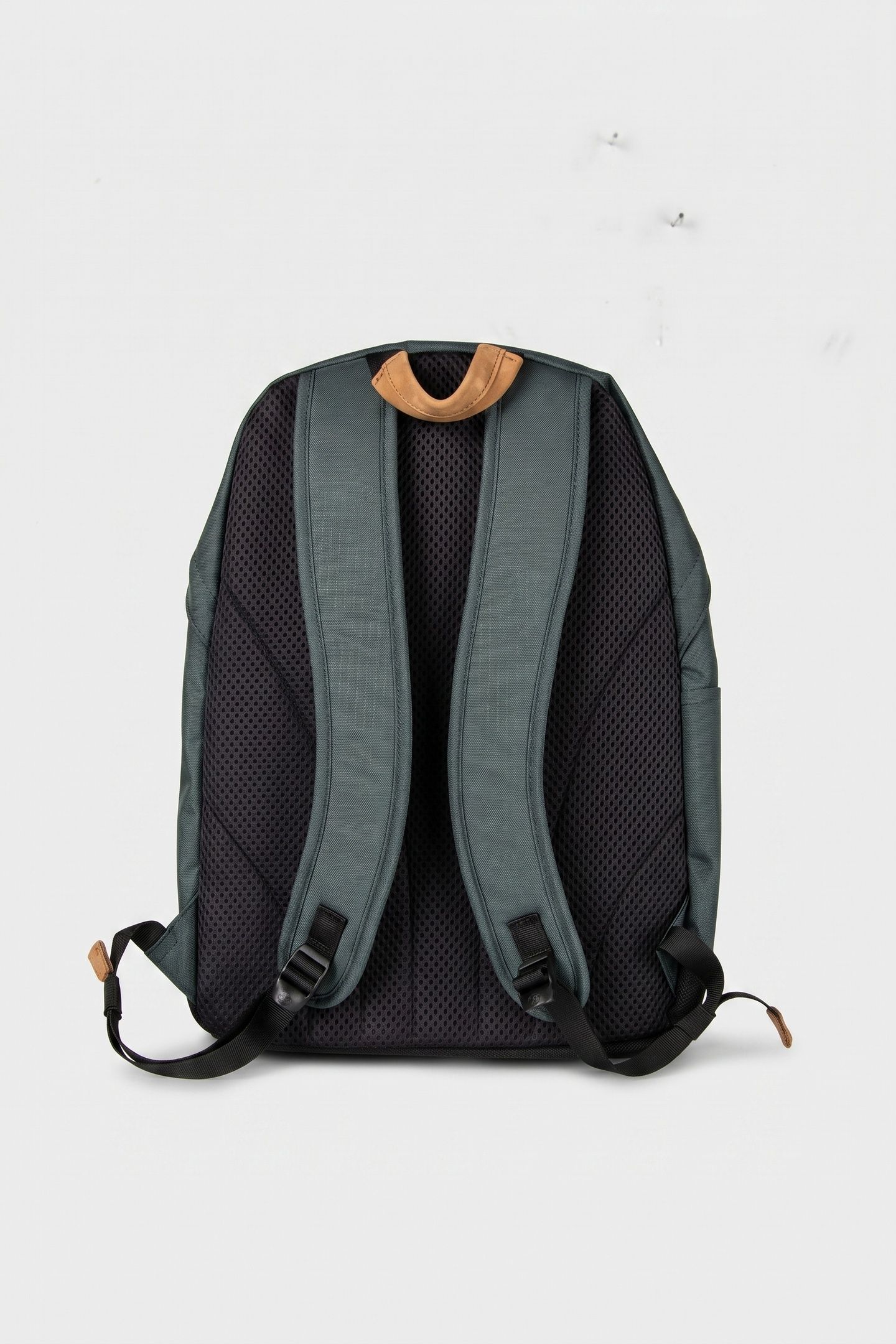26-LITER BACKPACK GREEN GABLES 3