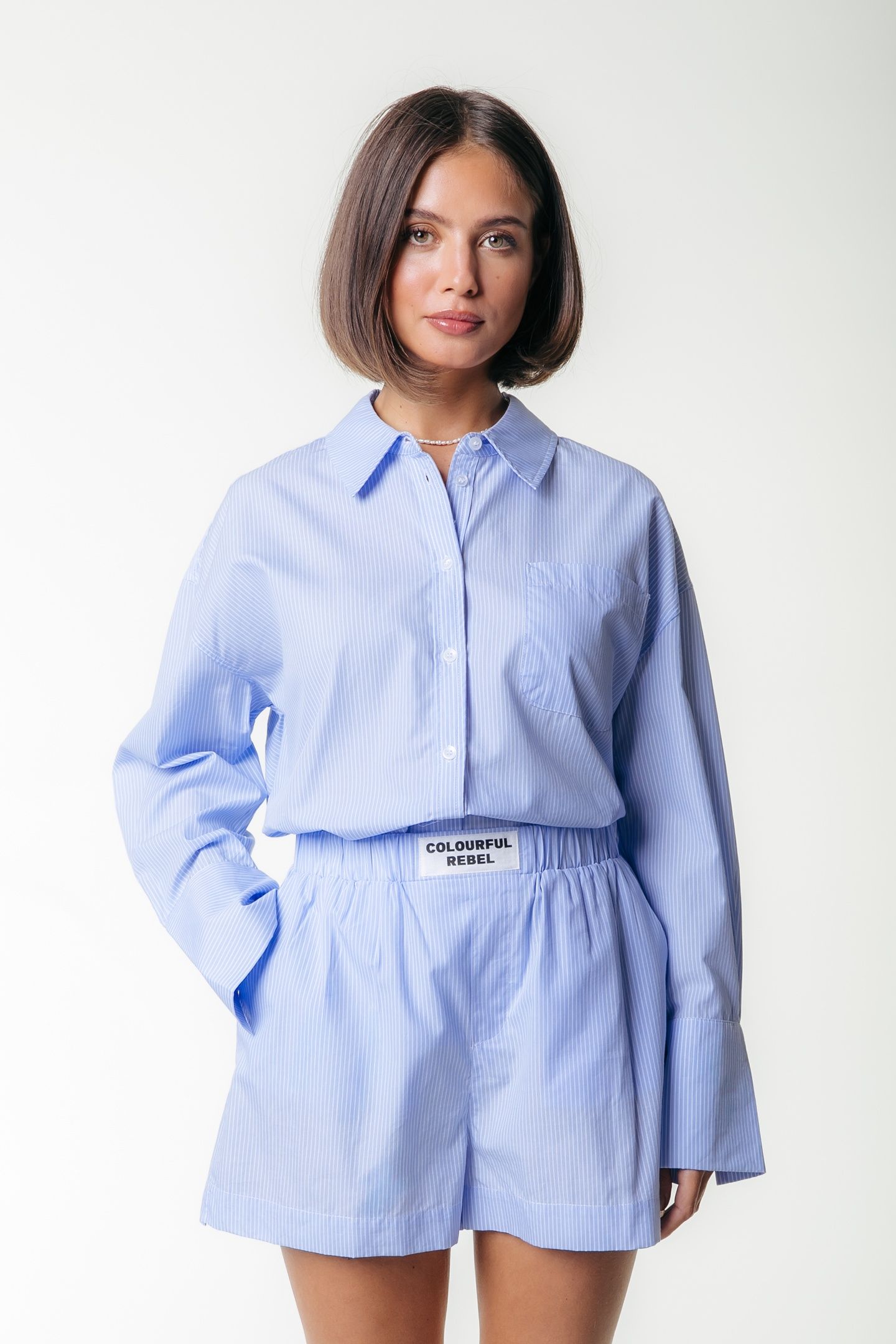 LYN STRIPED SHORT LIGHT BABY BLUE 1