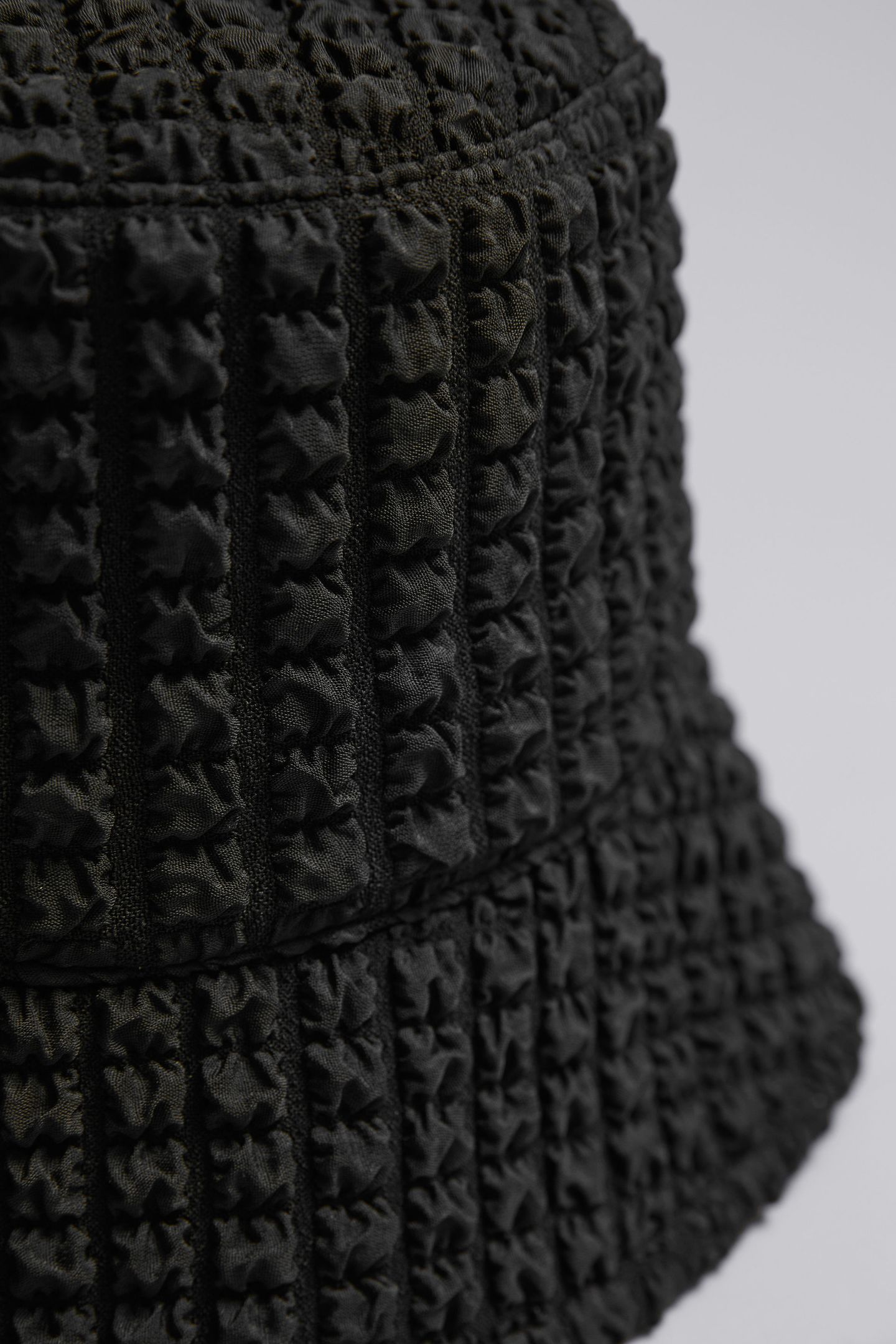 CHILLI BUCKET HAT BLACK 3