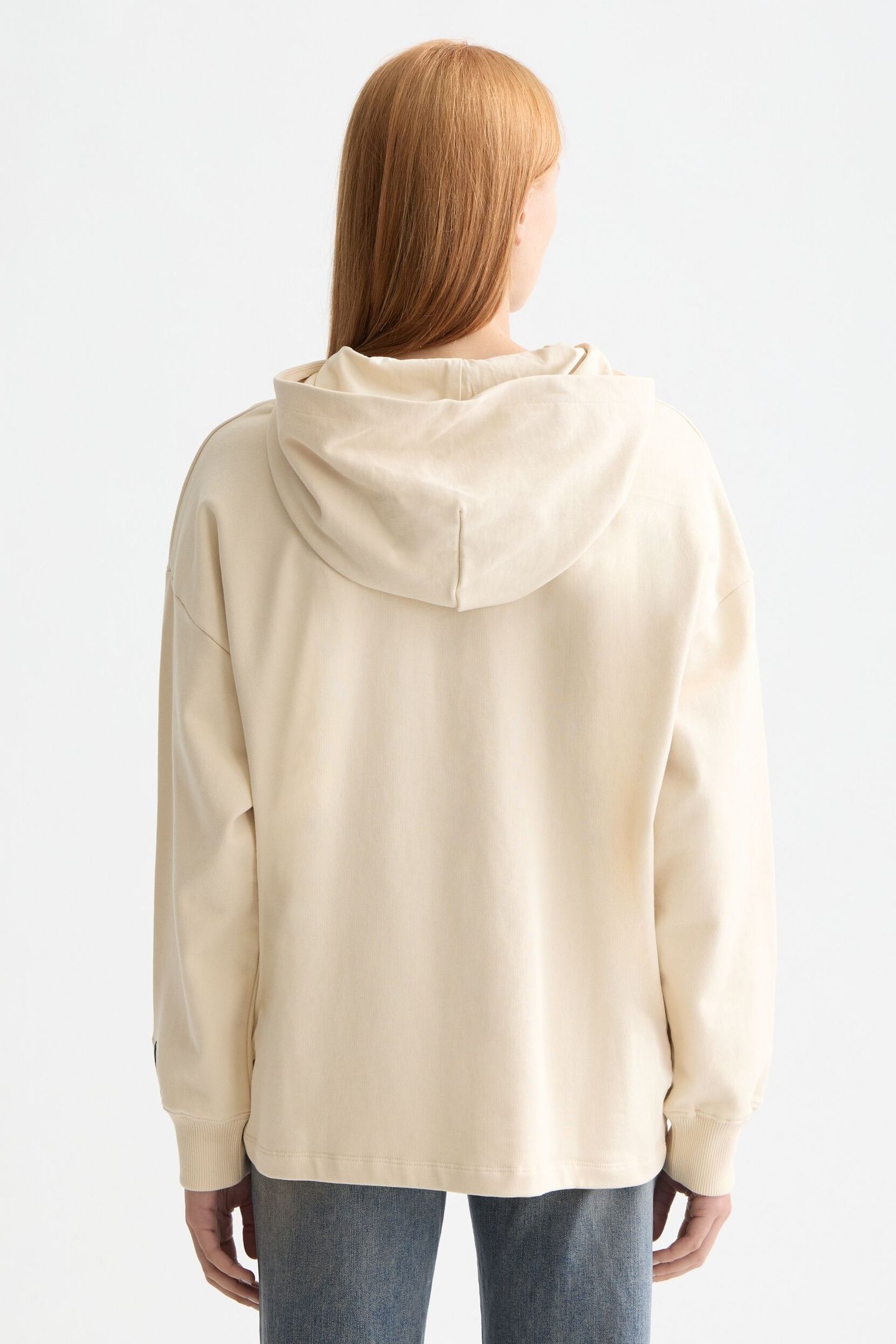 750 YEARS ARTWORK HOODIE SANDSHELL 3