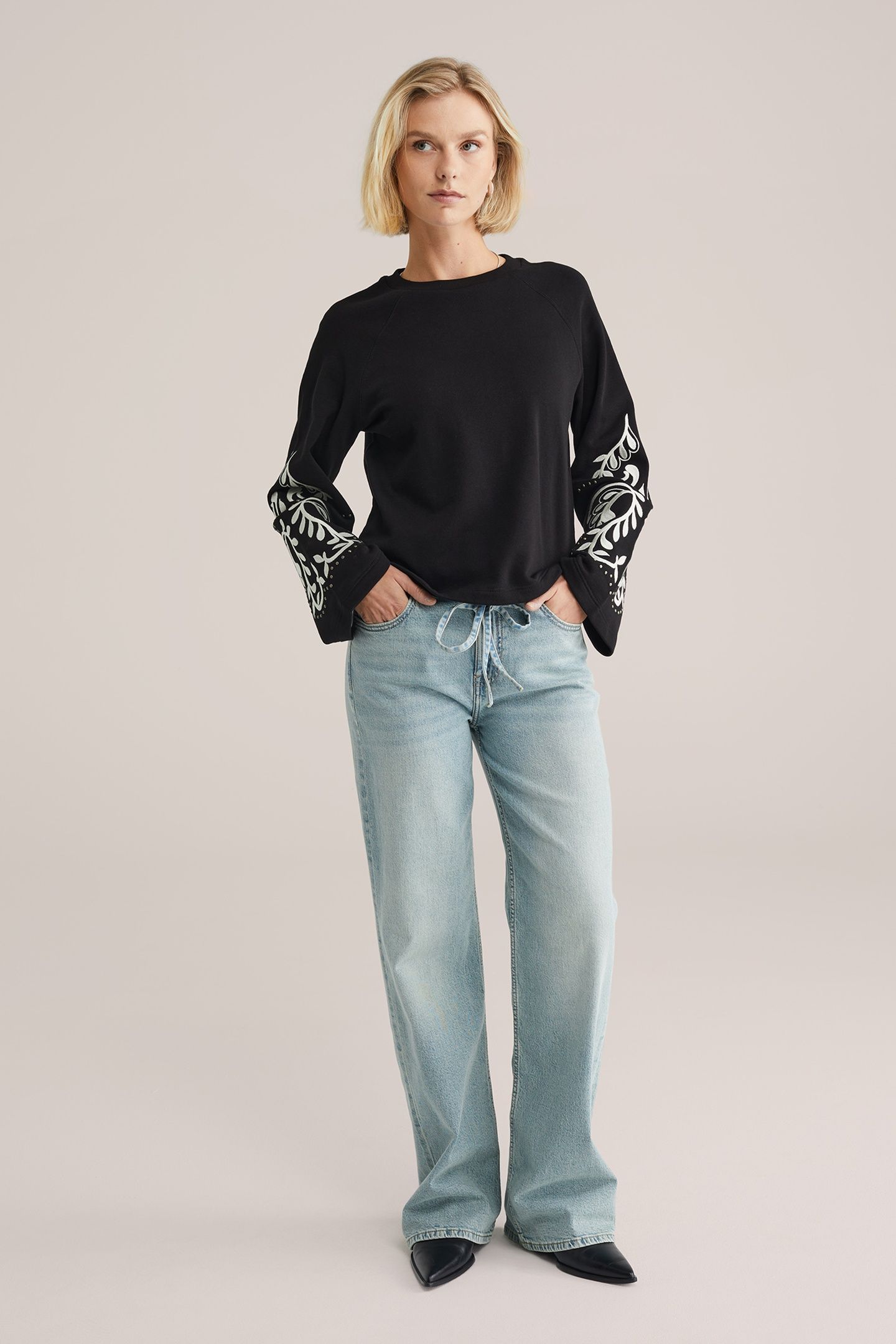 SWEATER BLACK 3