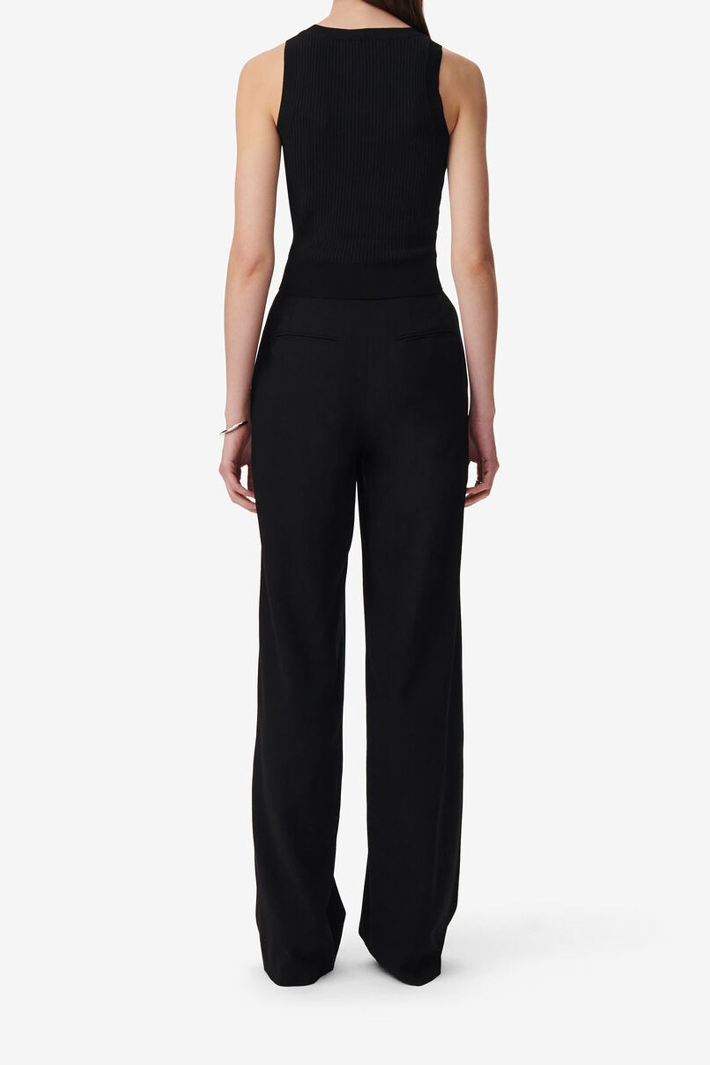 THANA PULLOVER BLACK 5