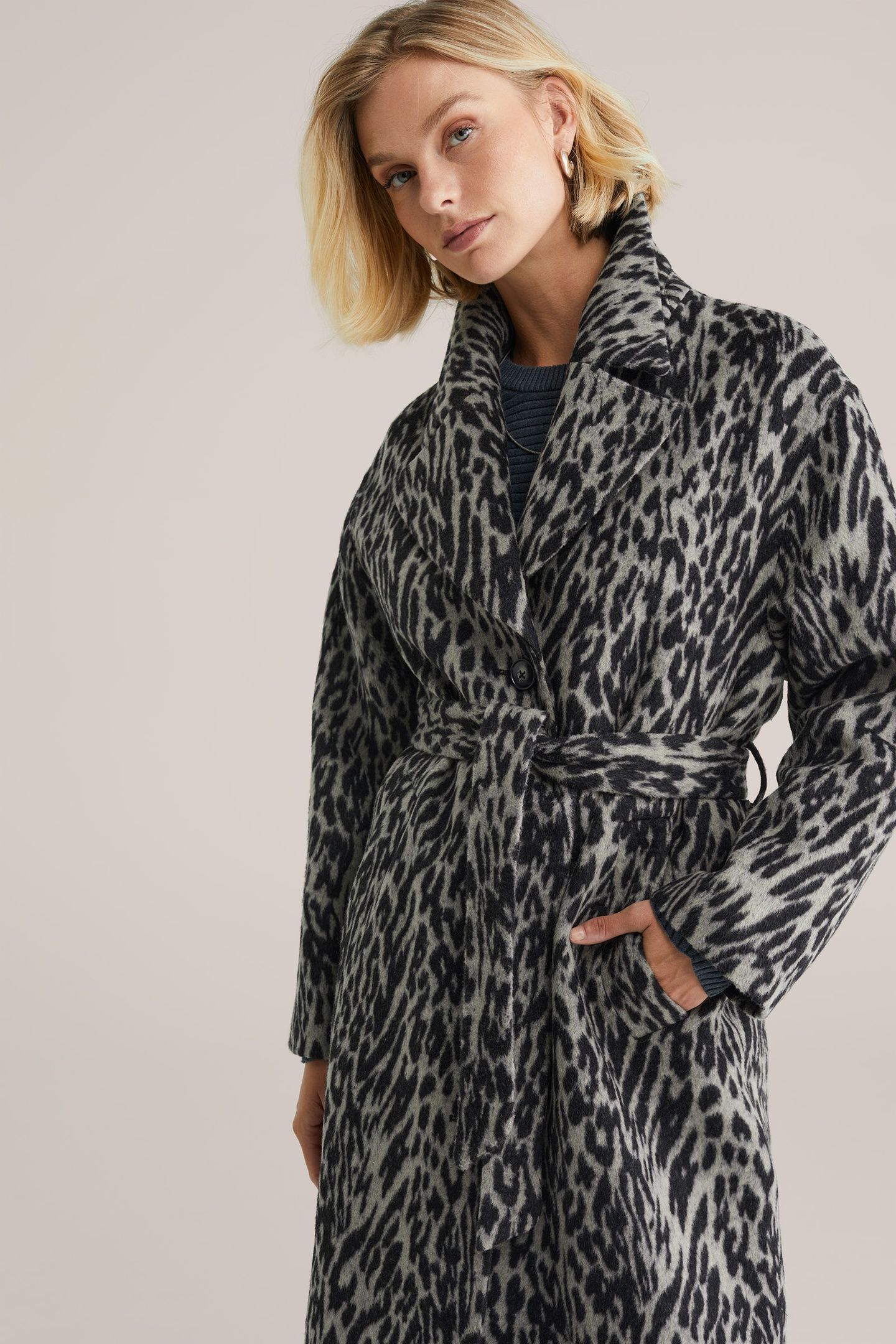 COAT GREY 3