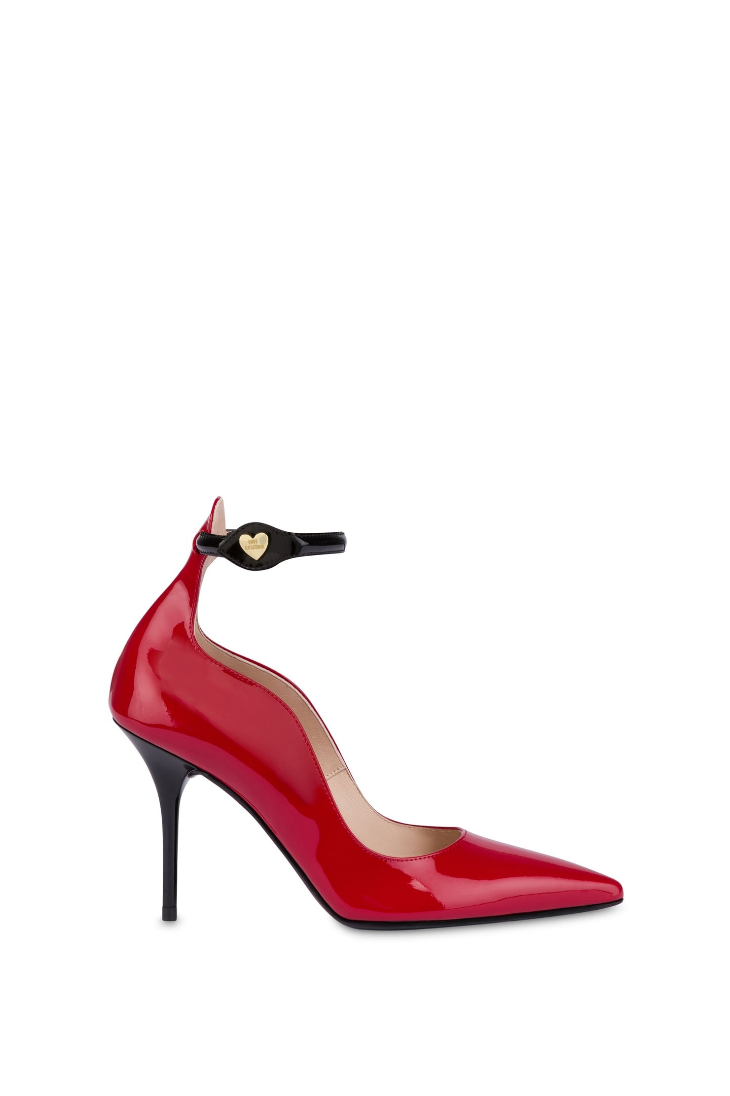 HEART BUTTON PATENT LEATHER PUMPS RED 1