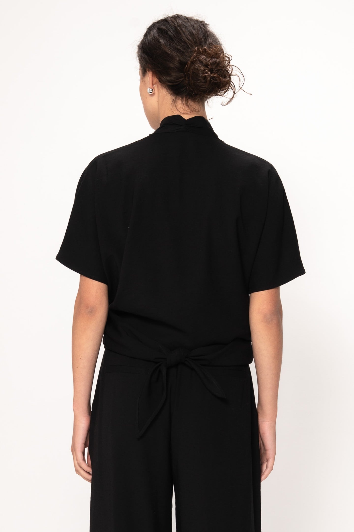 NOVAE TOP BLACK 5