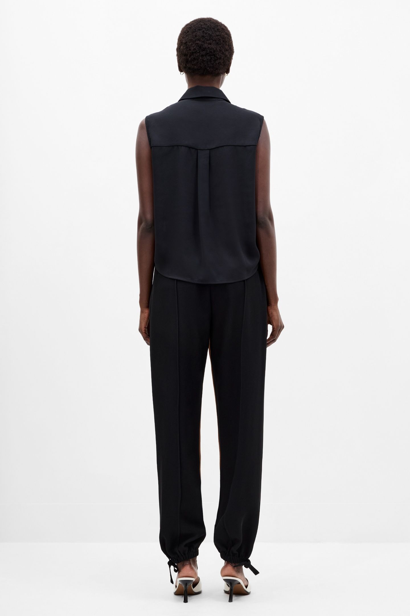 MILA SLVLSS FRINGED TOP BLACK 3