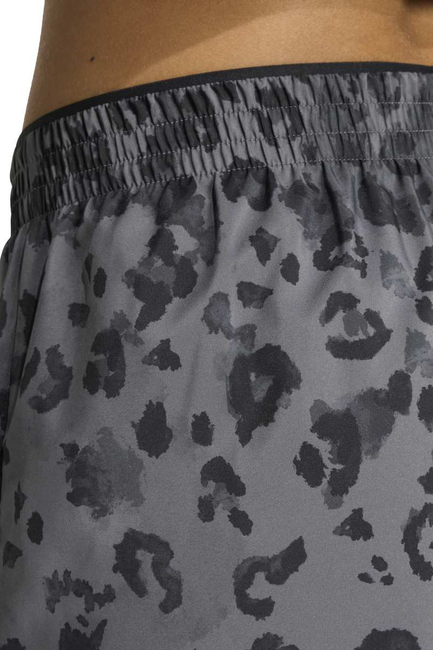 PERFORMANCE WORKOUT ESSENTIALS WOVEN SHORT PRINT GREY FIVE 6