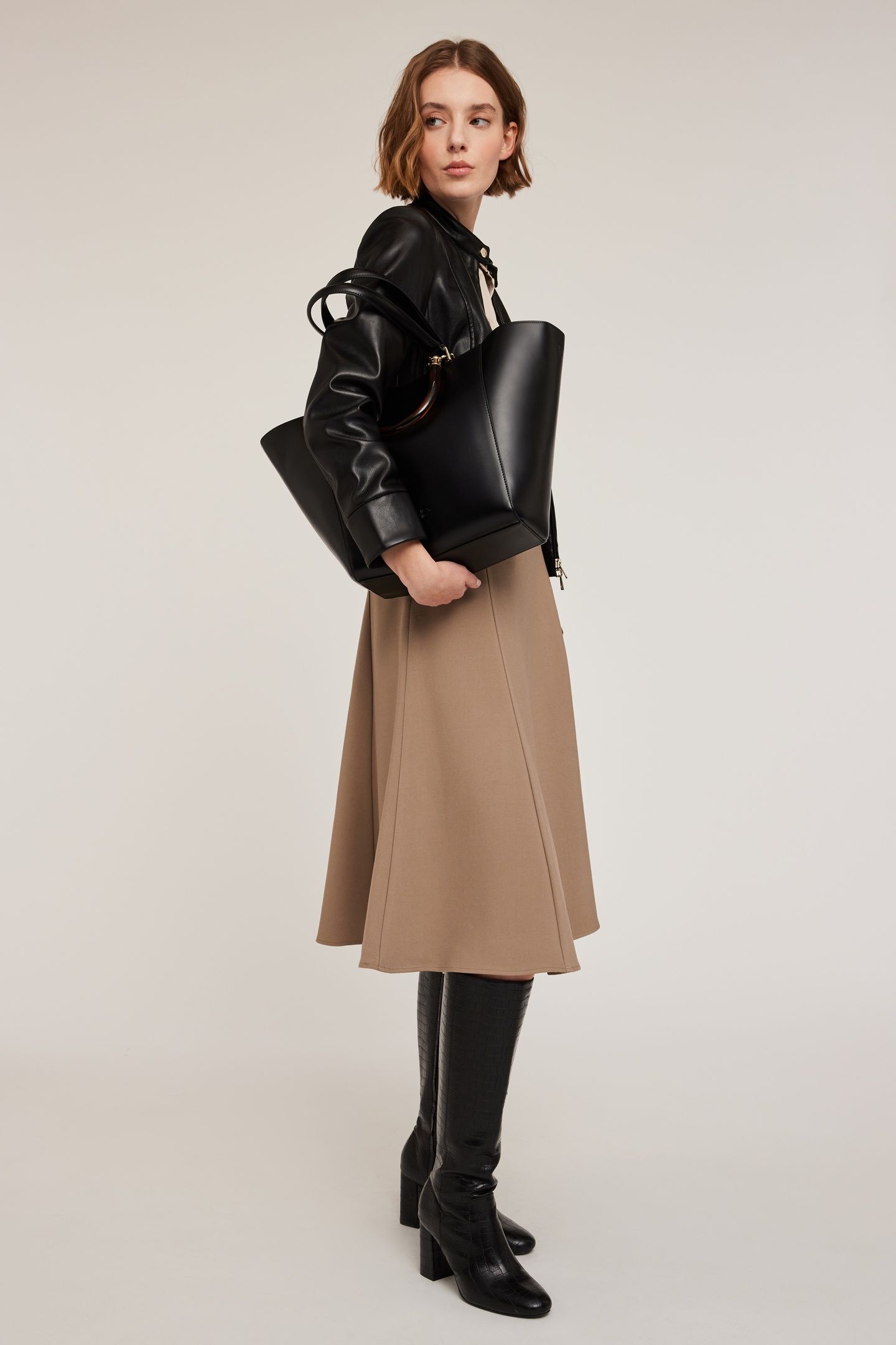 HALF CIRCLE SKIRT BEIGE 3
