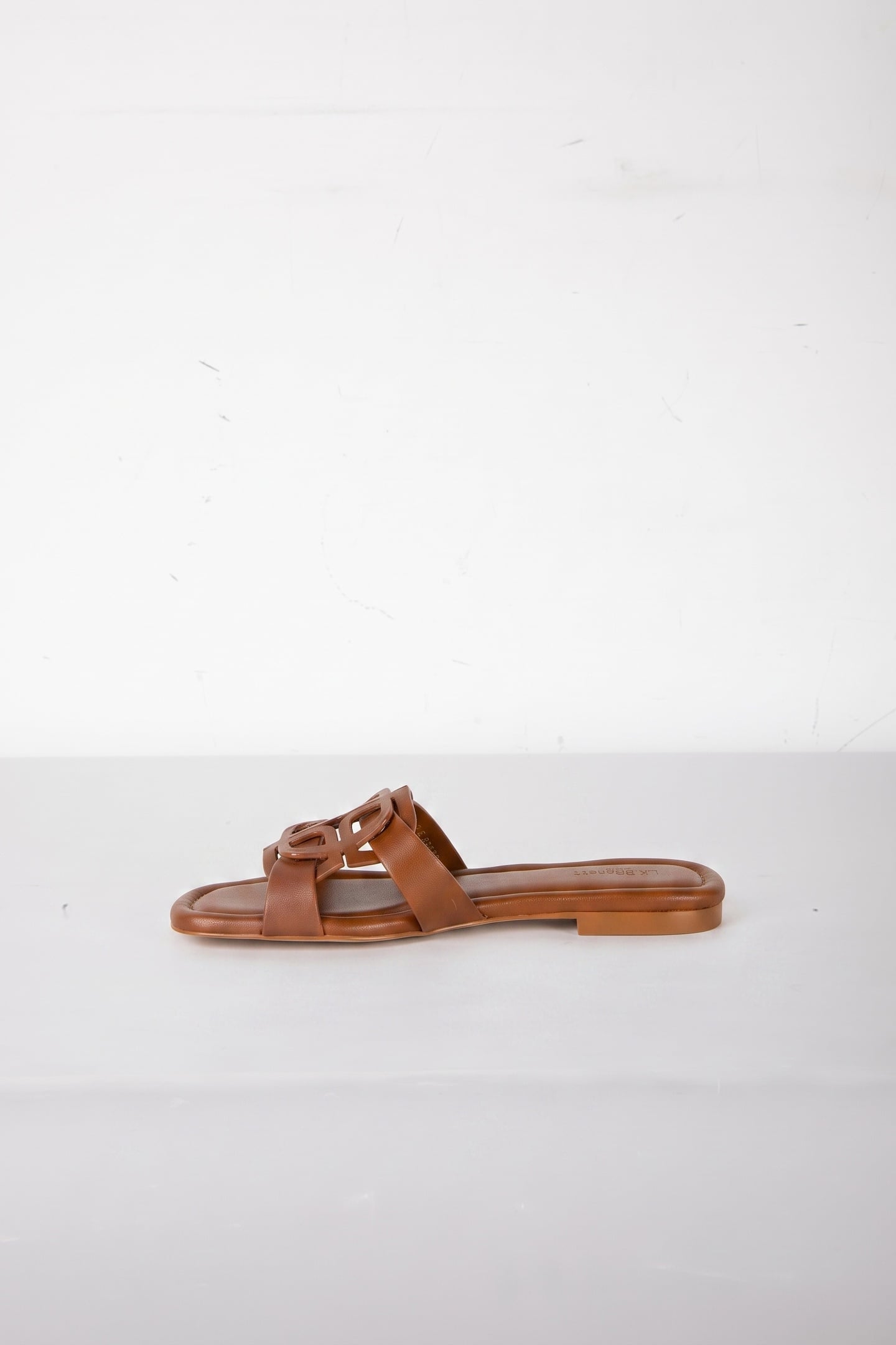 CASPER MOTIF SANDAL TAN 2