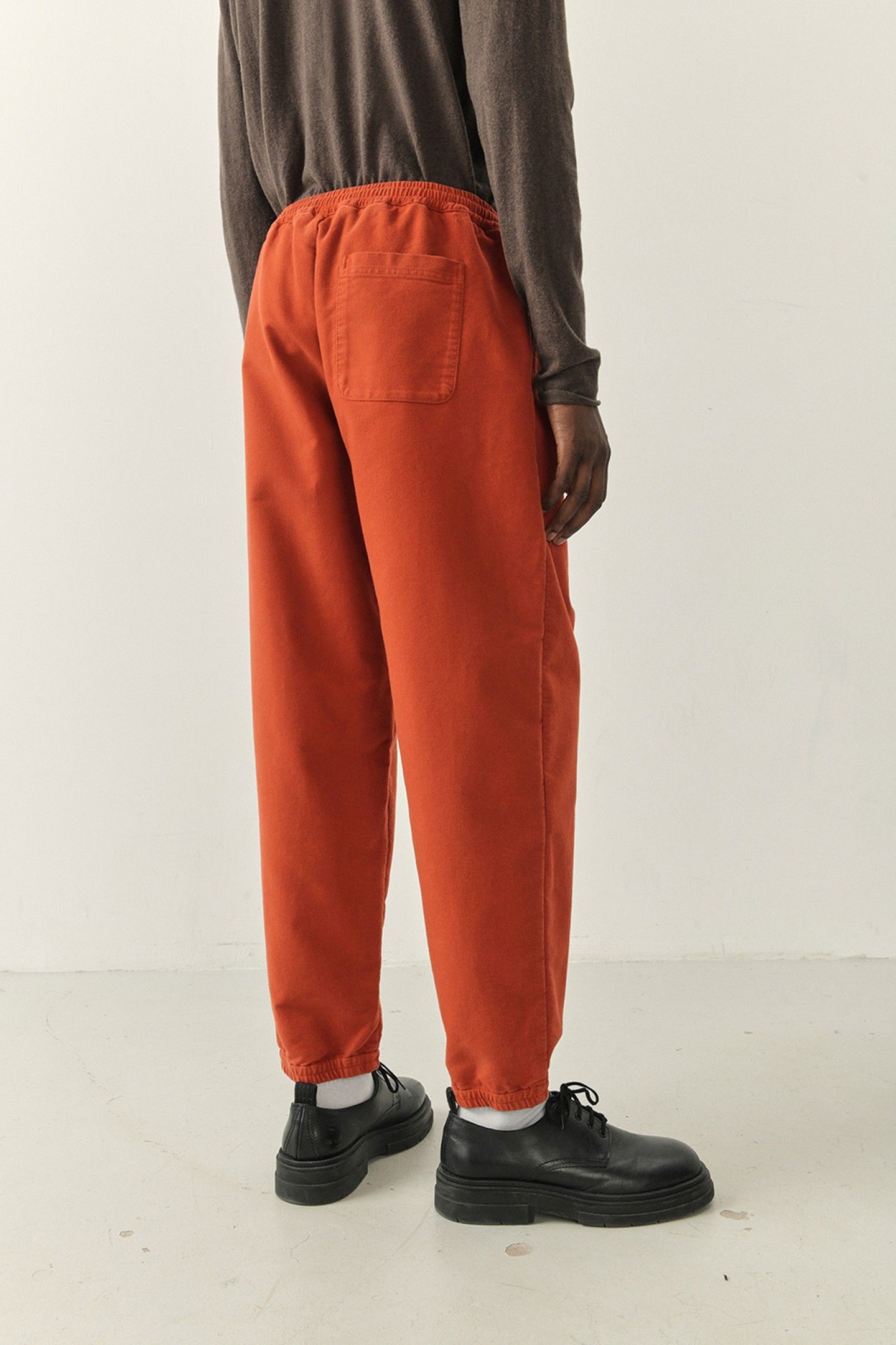 TUBABAY SWEAT PANTS TANGO 3