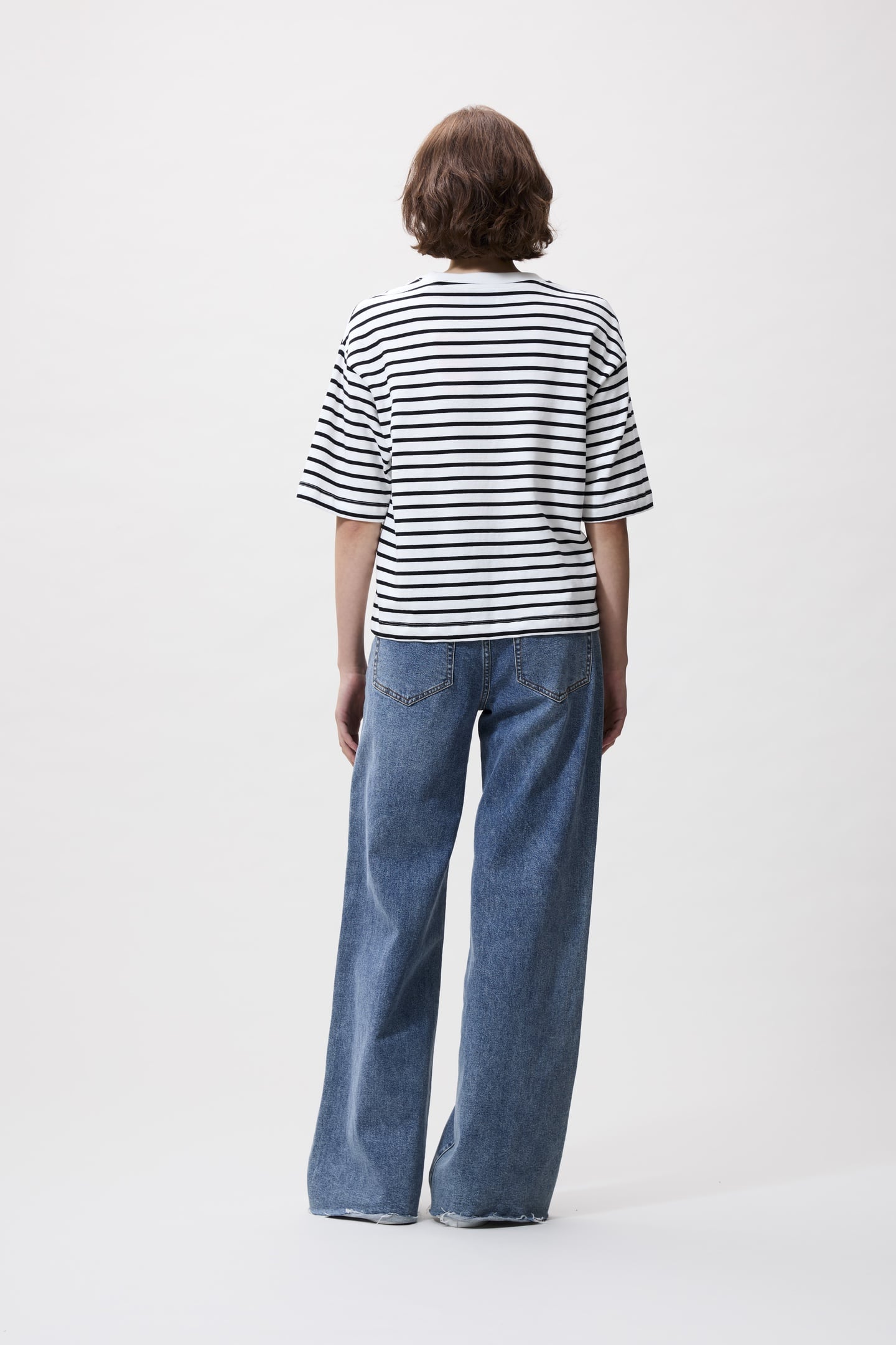 LOOSE FIT STRIPED TSHIRT BLACK 3