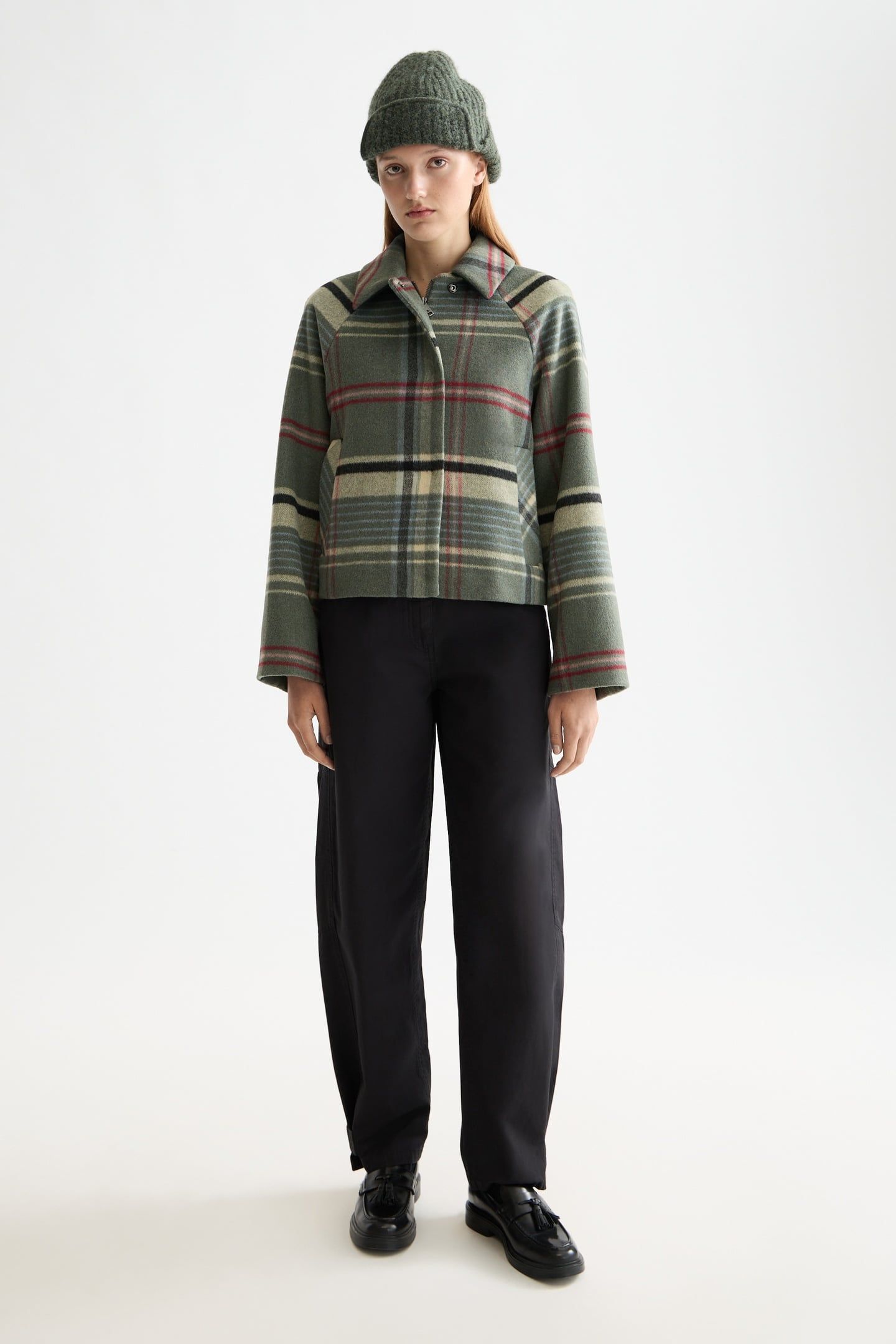 LOTUS BARREL LEG SEAM DETAIL PANT METEORITE 2