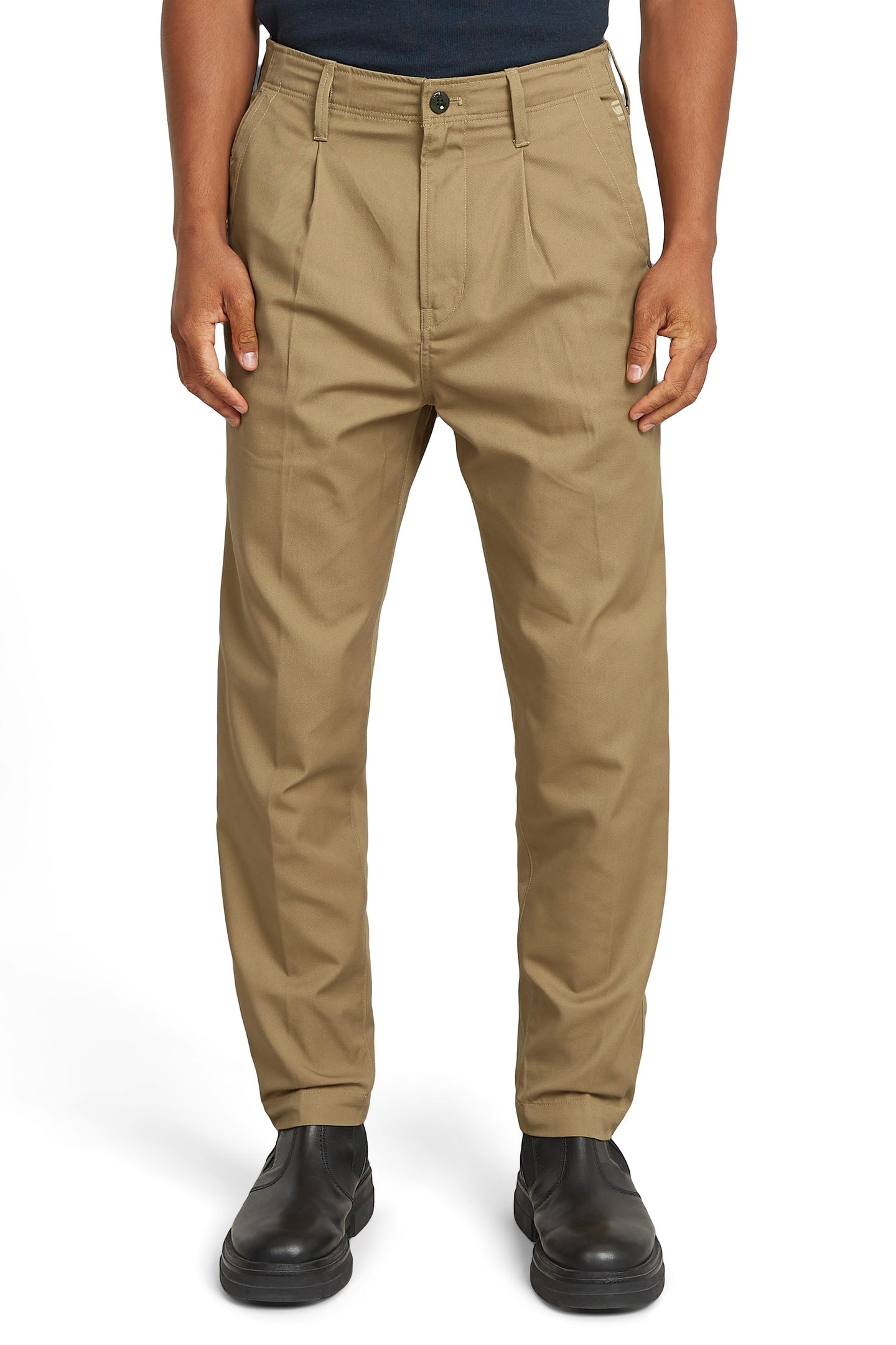PLEATED CHINO RELAXED TAPERED TOGGEE 2
