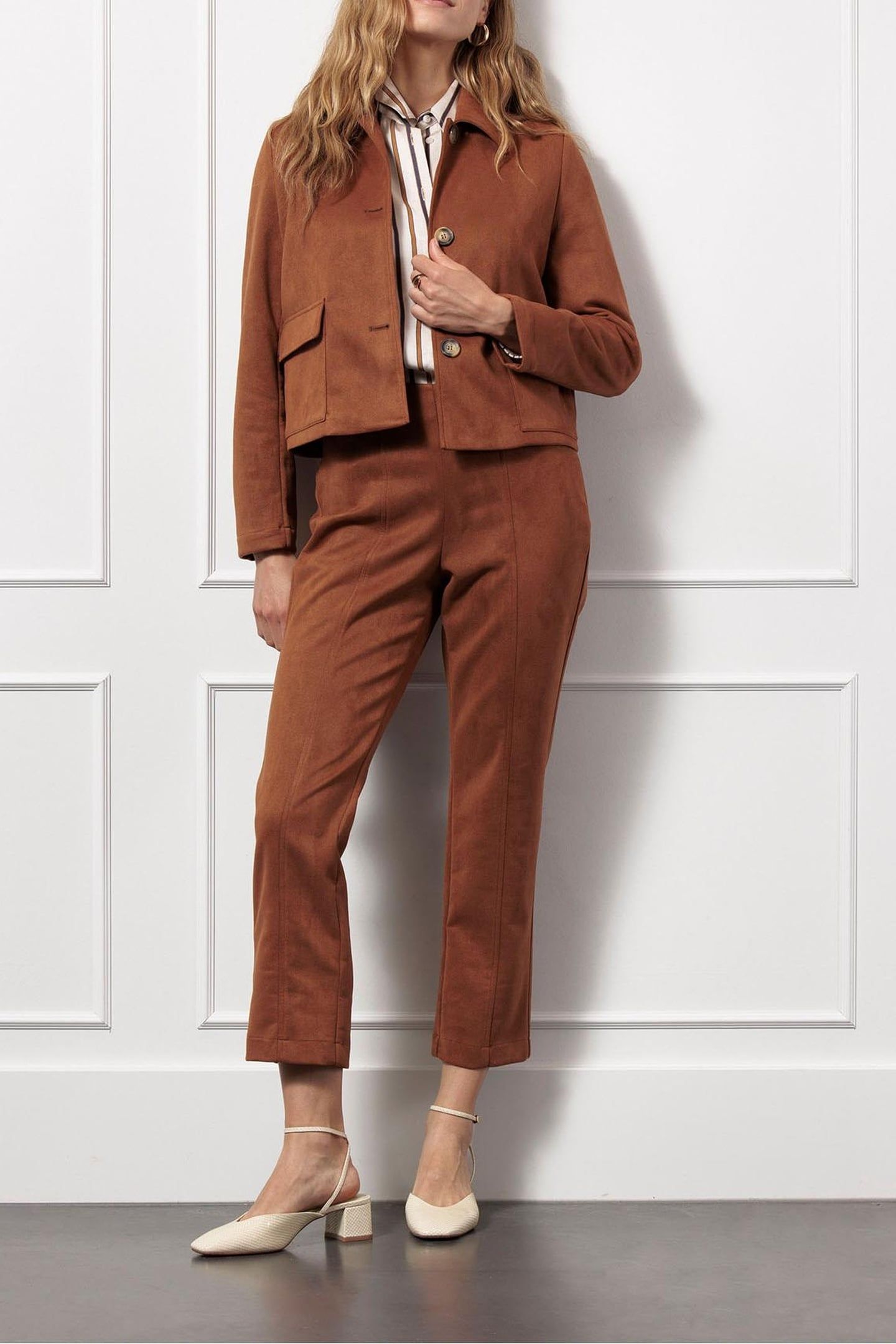 ODILIA SUEDINE TROUSERS CARAMEL 1