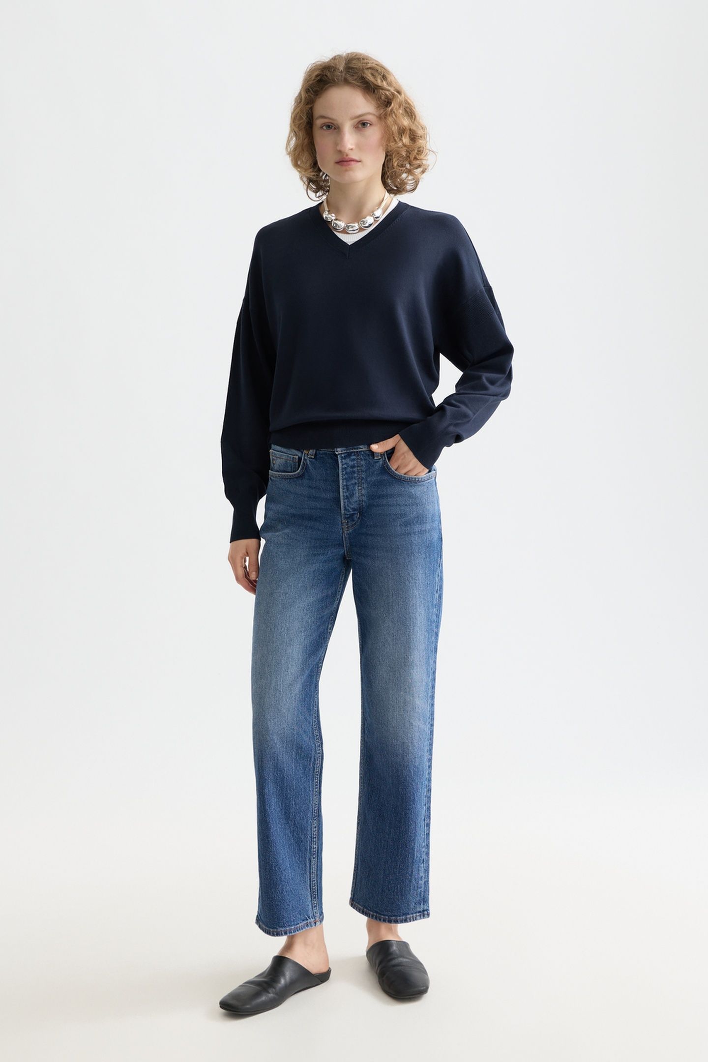 V-NECK RELAXED PULLOVER NIGHT 2