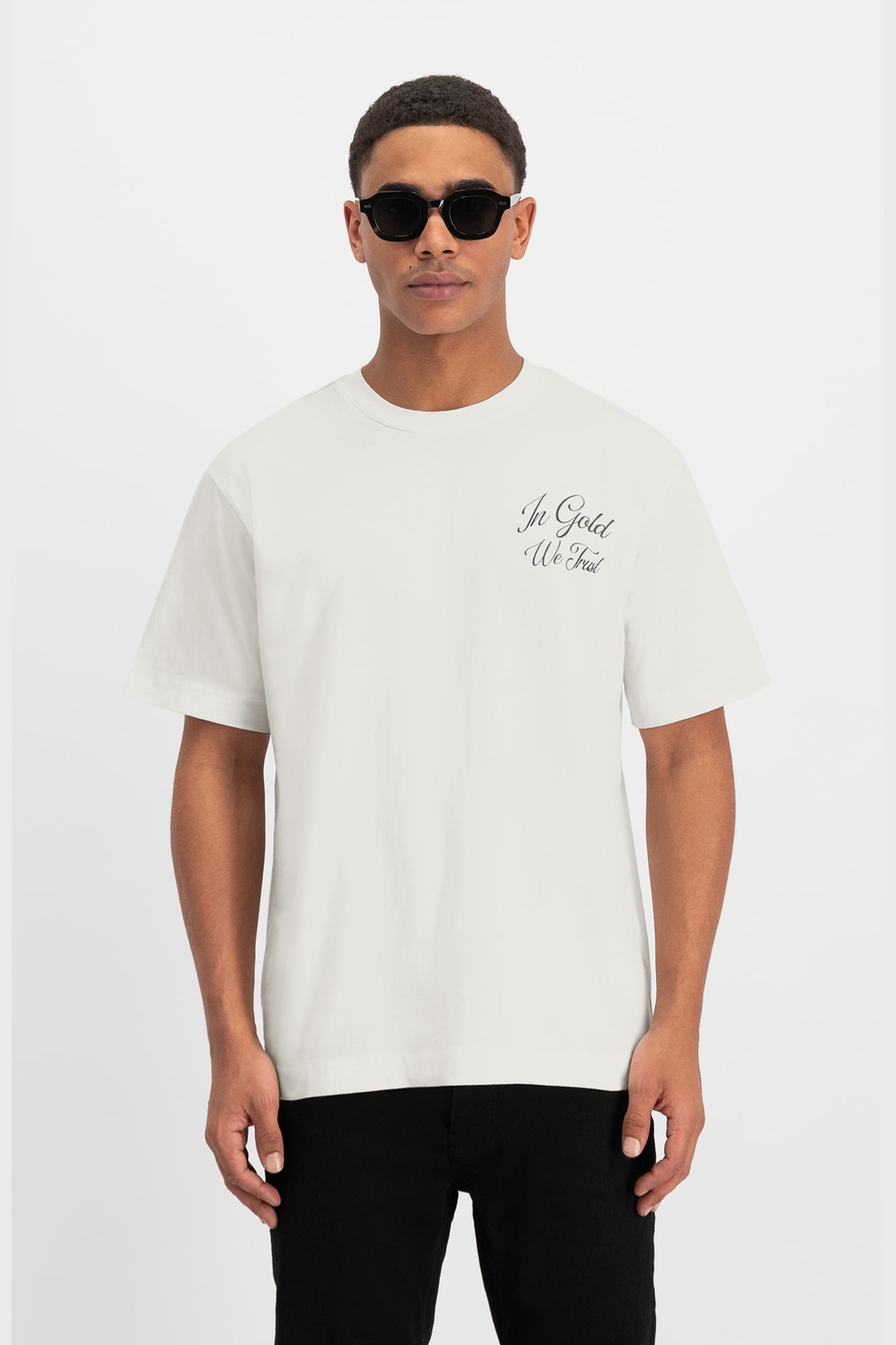 THE GOLD MEMBER WHITE 1
