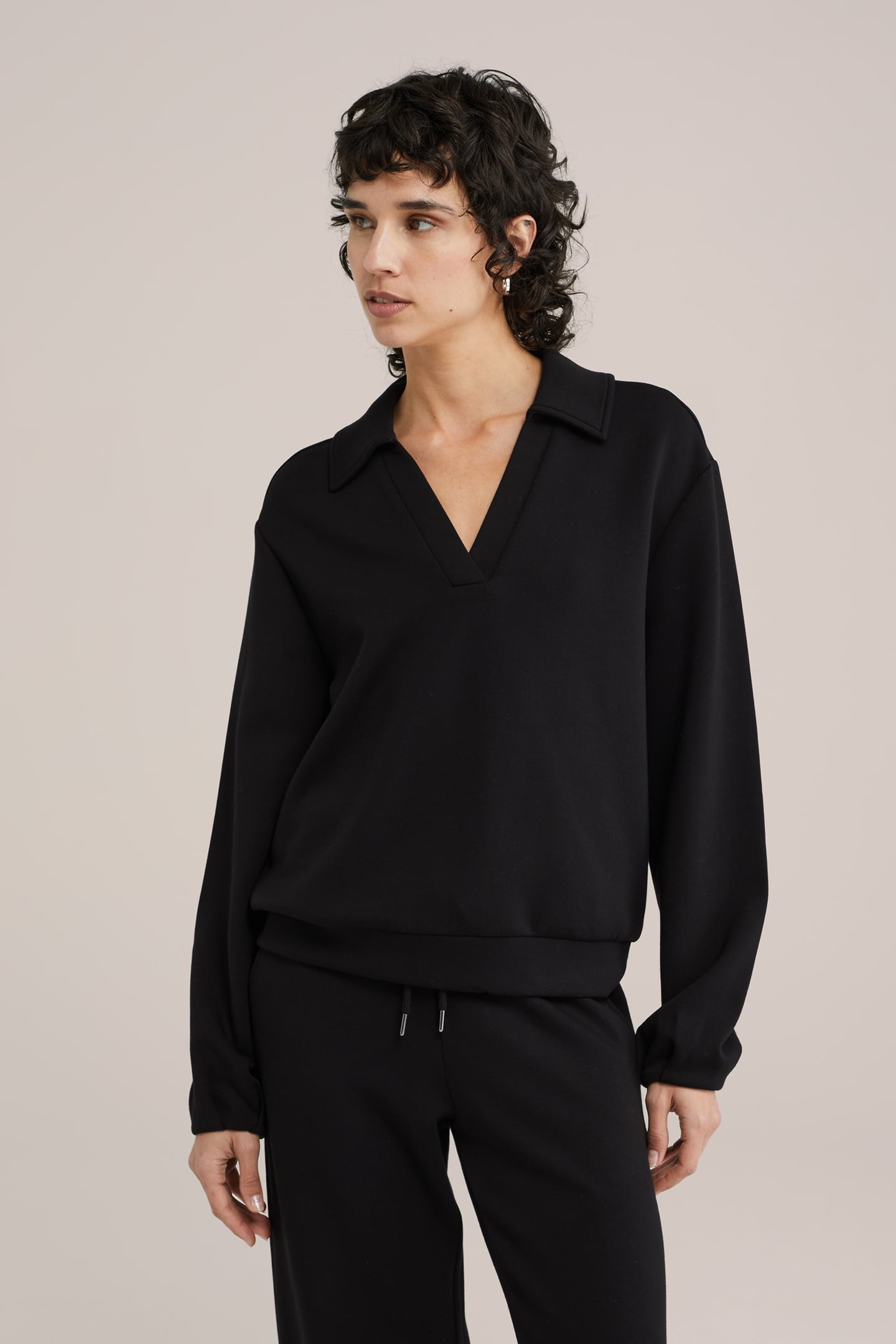 SWEATER BLACK 1