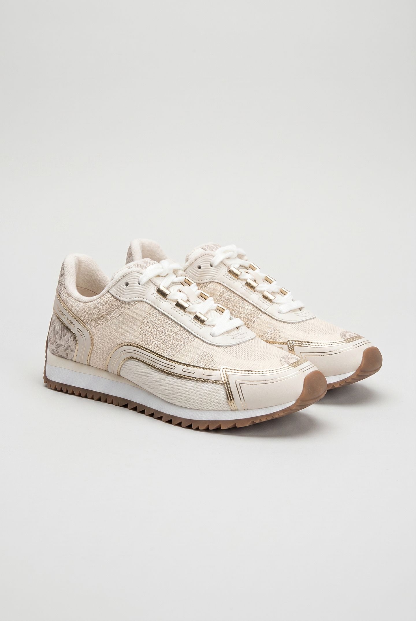 BYRDIE TRAINER VANILLA MULTI 4