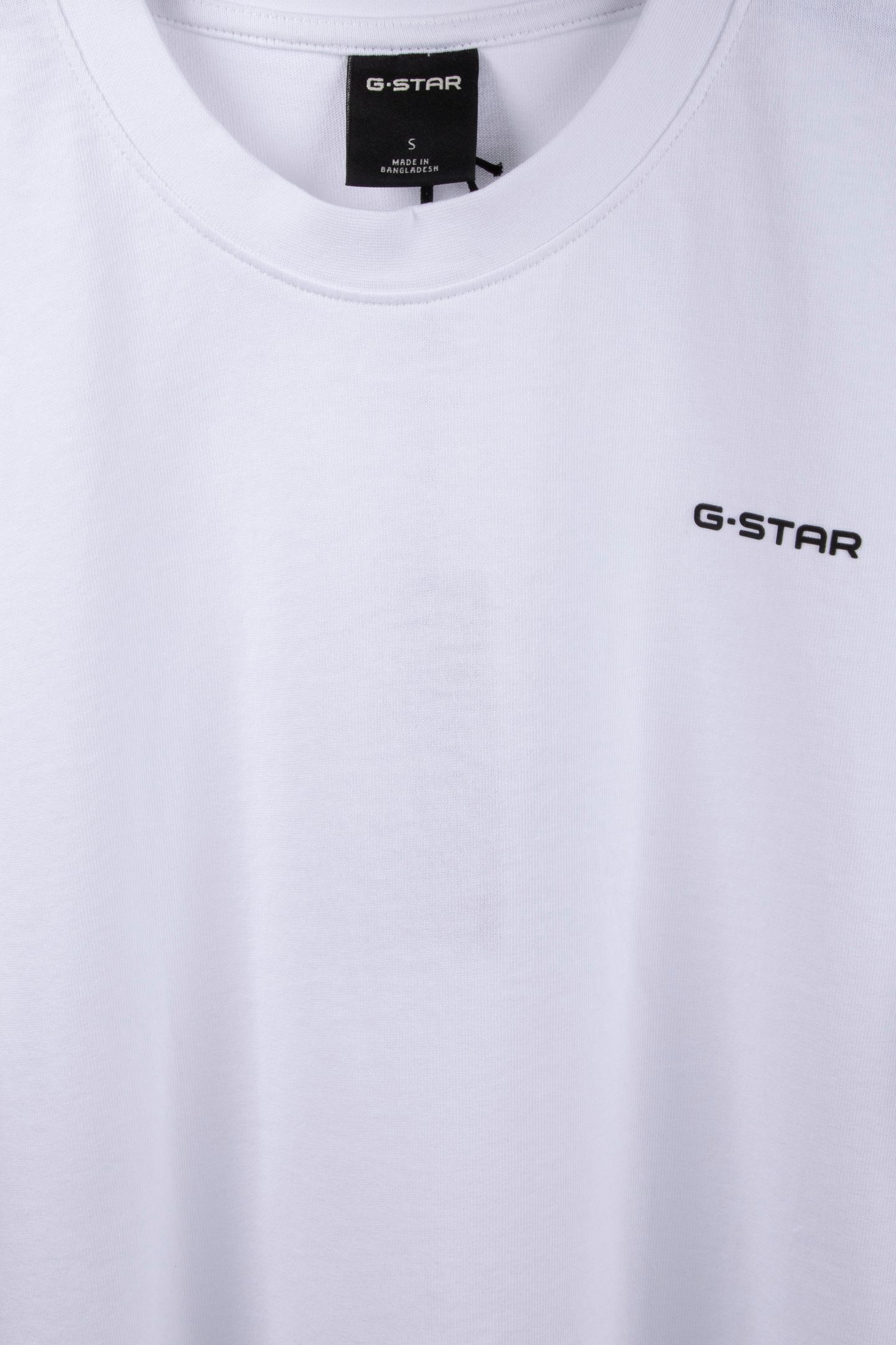 CHEST LOGO R T WHITE 6