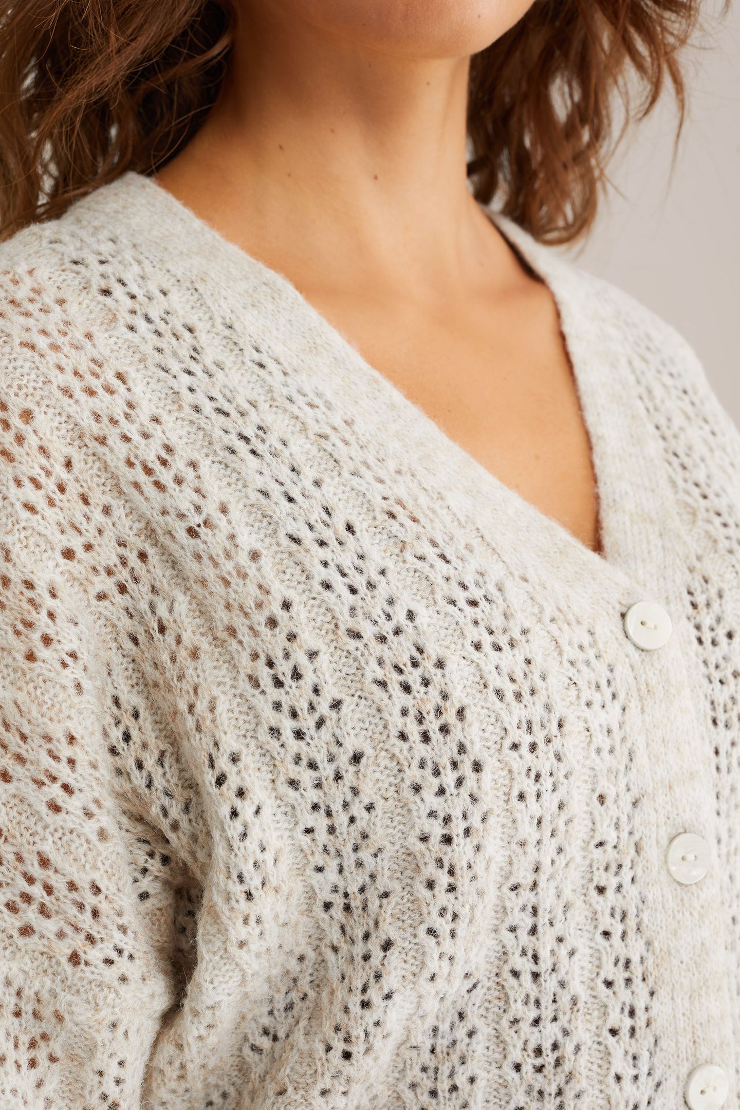 KNITTED CARDIGAN BEIGE 5