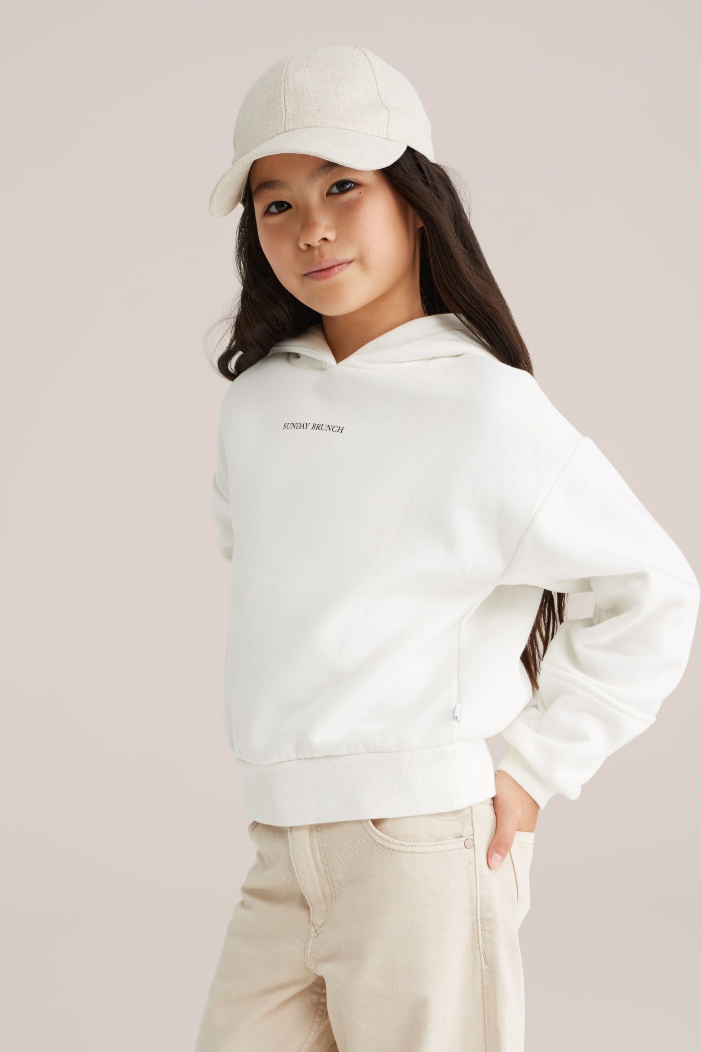 SWEATER WHITE 1