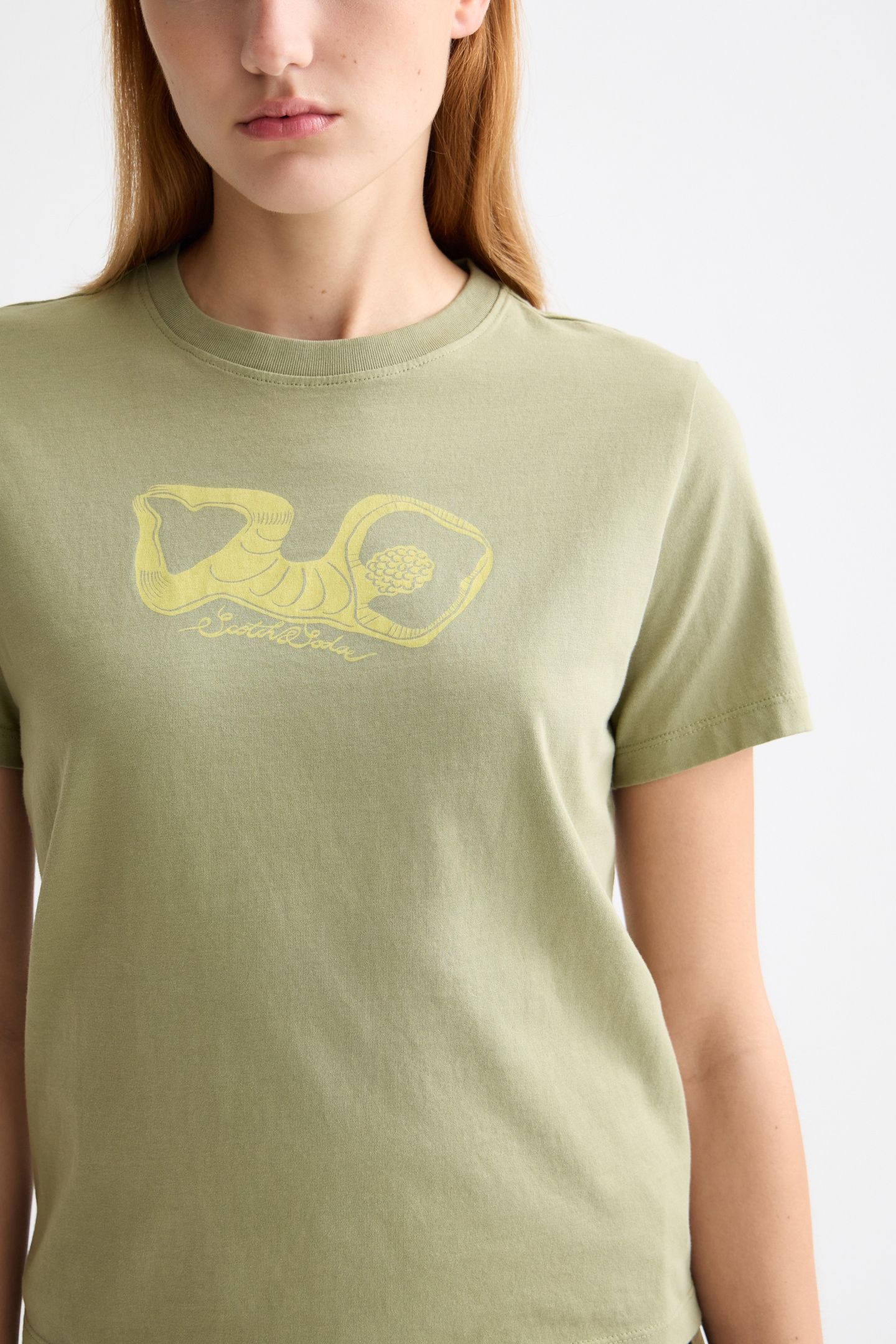 CHEST ARTWORK REGULAR FIT T-SHIRT OIL GREEN 3