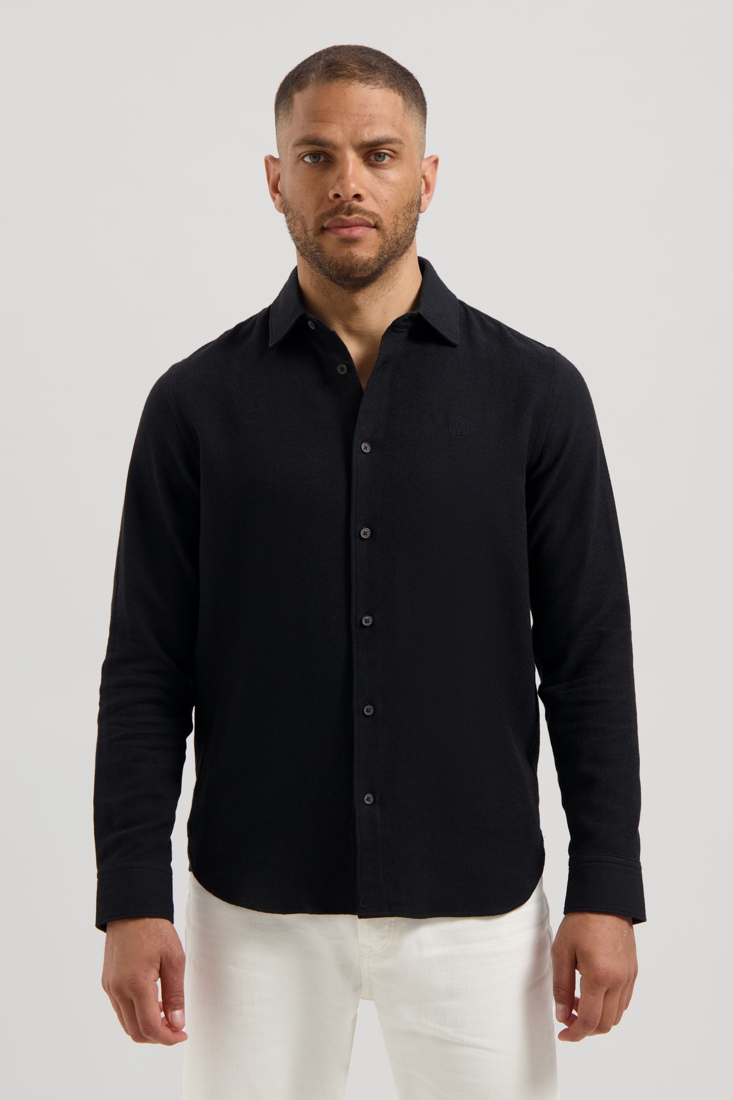 DS_ALVIN SHIRT BLACK 1