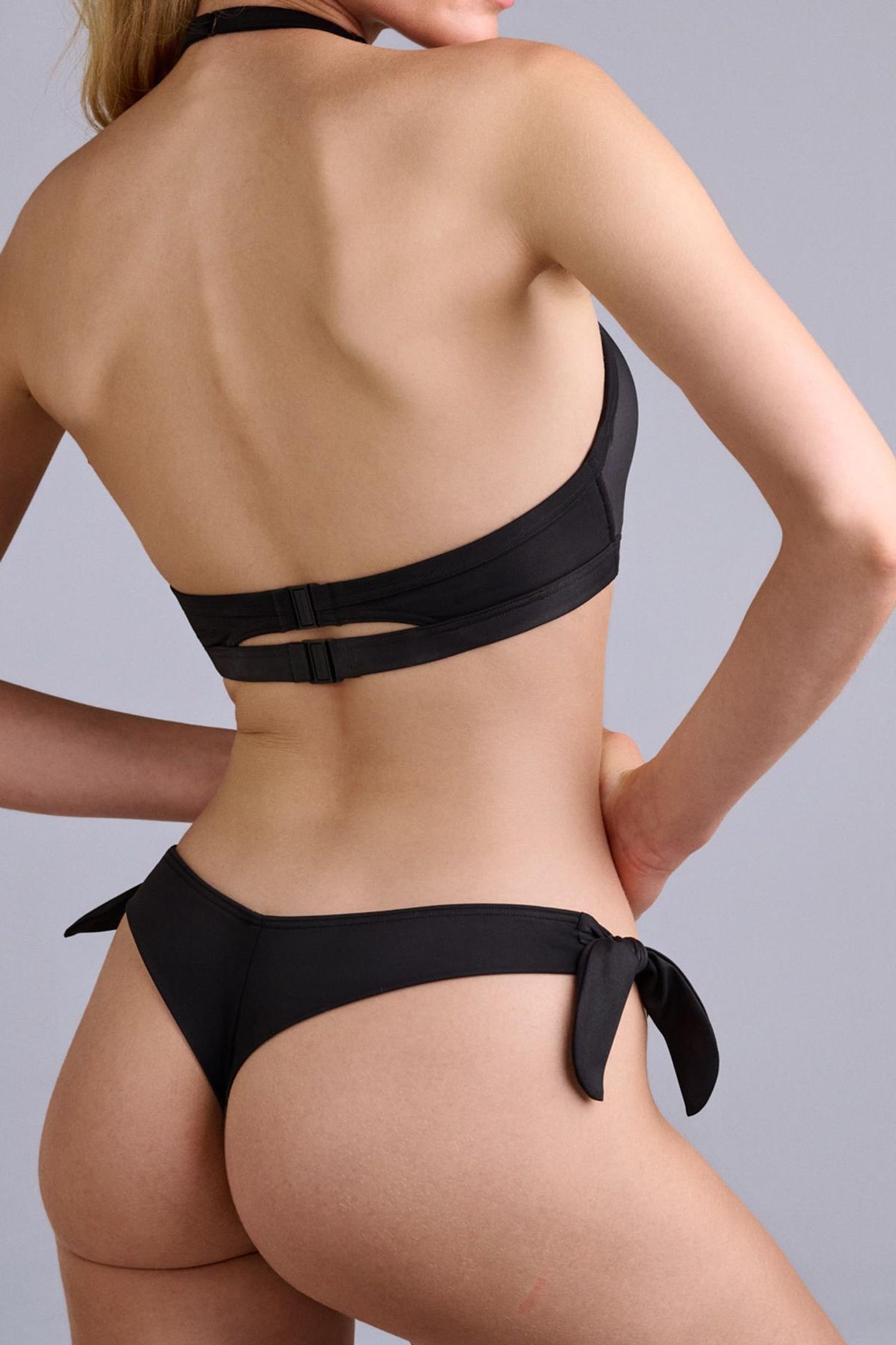 CONCHITA BLACK 3