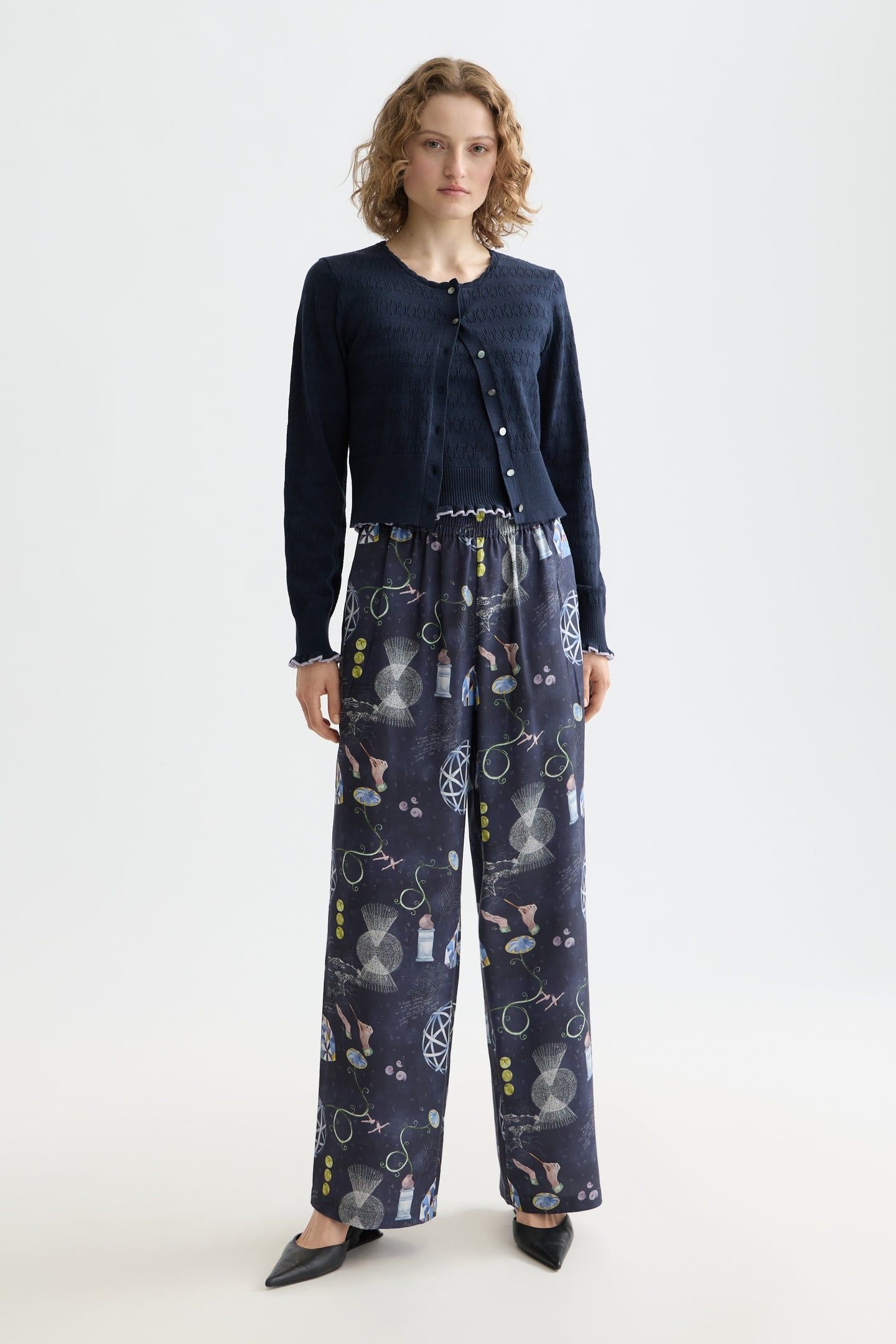GIA - MID RISE WIDE LEG ELASTICATED TROUSERS IN BLOCK PRINT 2