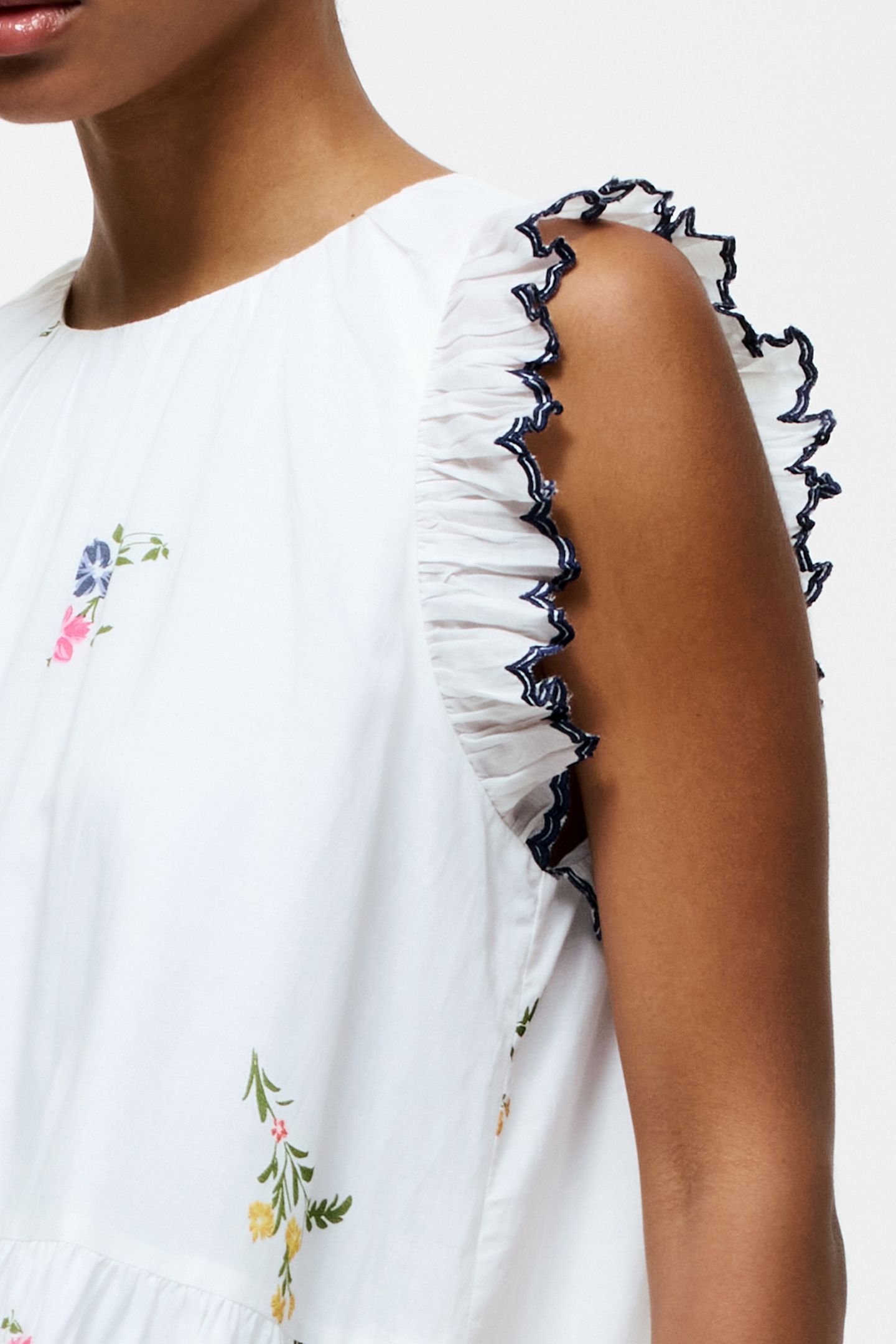 KIRSTY HOLLAND TIERED DRESS WHITE MULTI 2