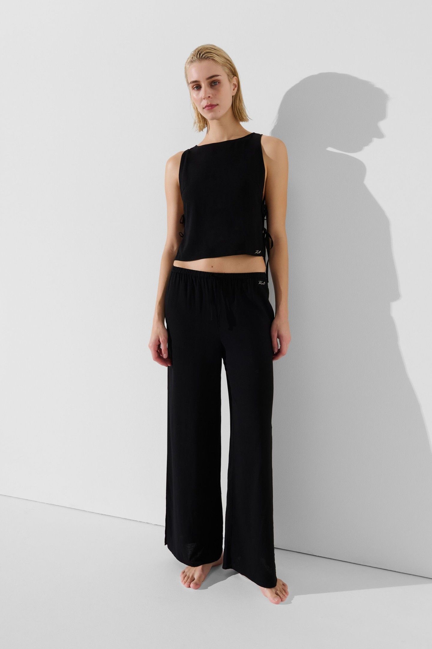 KARL SIGNATURE BEACH TROUSERS BLACK 2