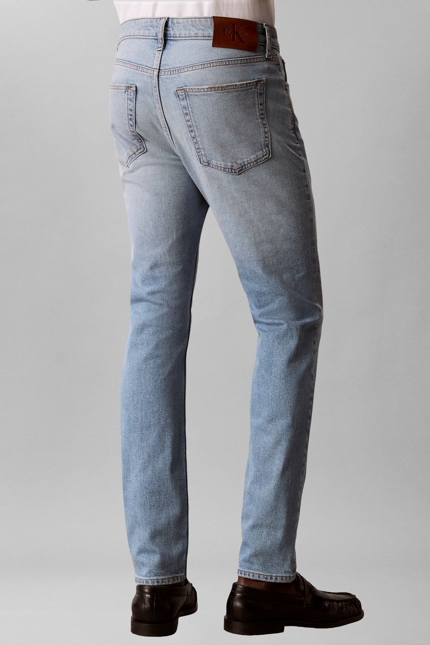 SLIM TAPER JEANS DISTRESSED SEA 4