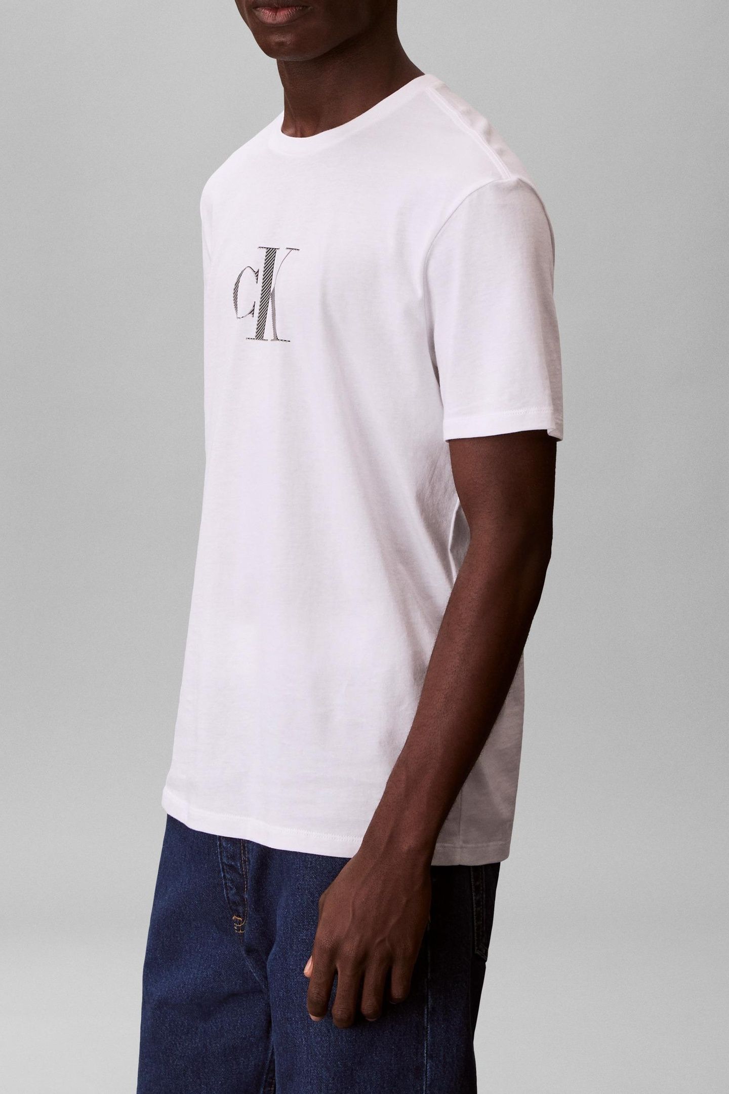 SS 30S DISTRESSED MONO TEE BRIGHT WHITE 4