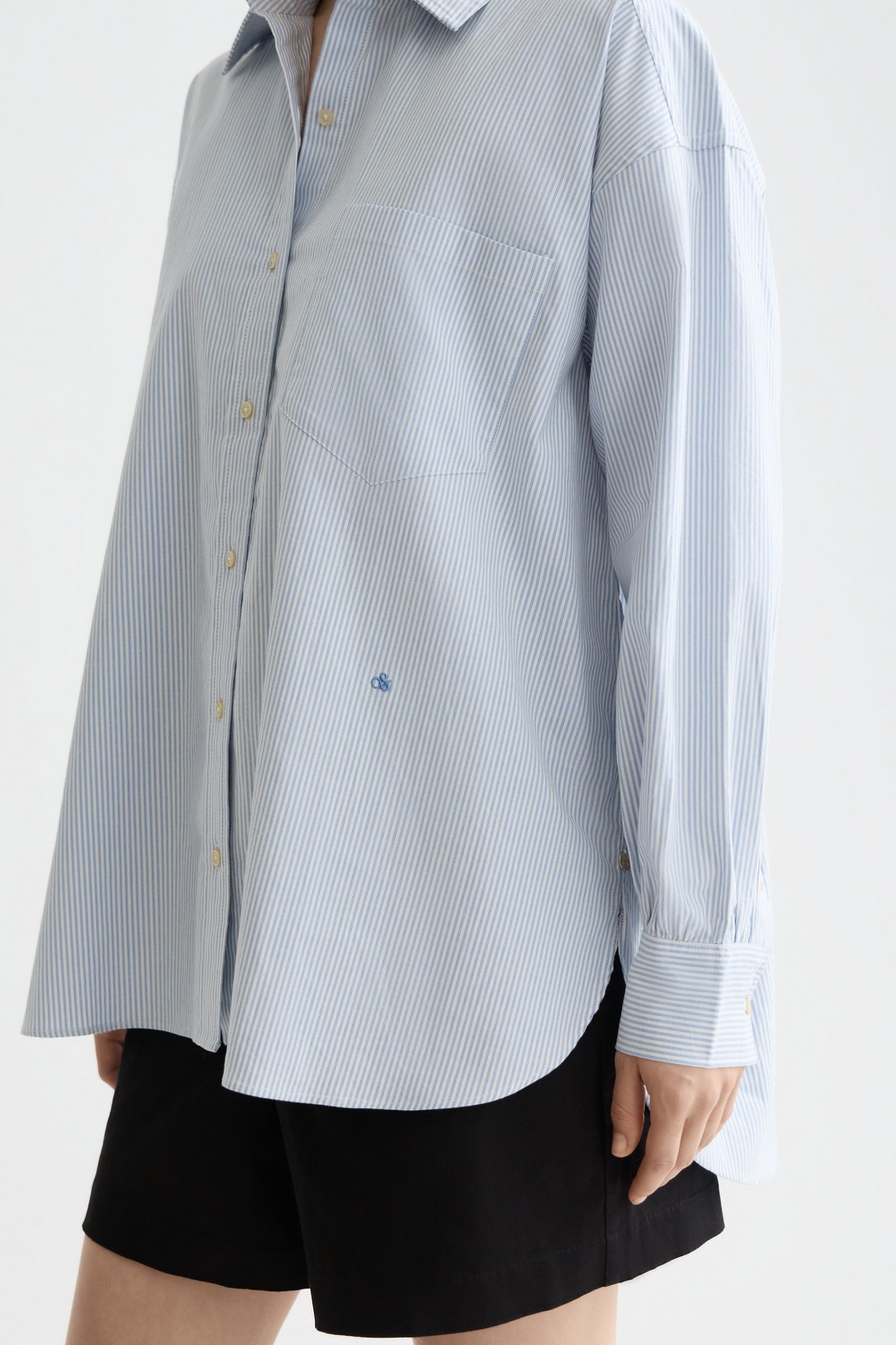 GIRLFRIEND OXFORD STRIPES SHIRT WHITE AND BLUE STRIPE 6