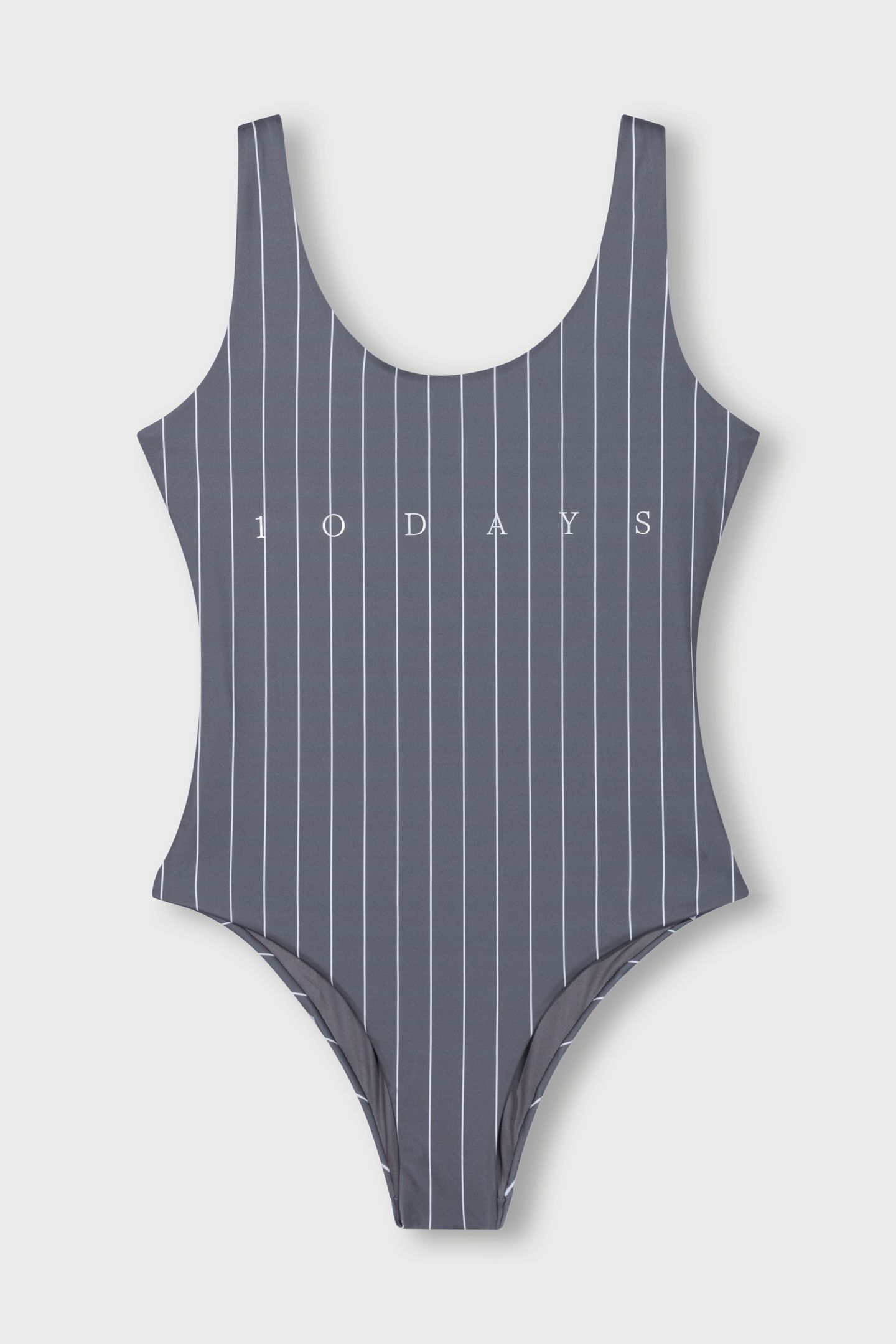 BATHING SUIT STRIPES OIL 6