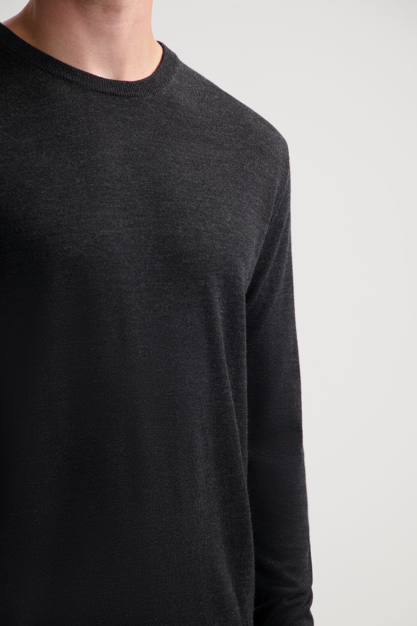 DS_DESTIN CREWNECK DARK GRAY 5