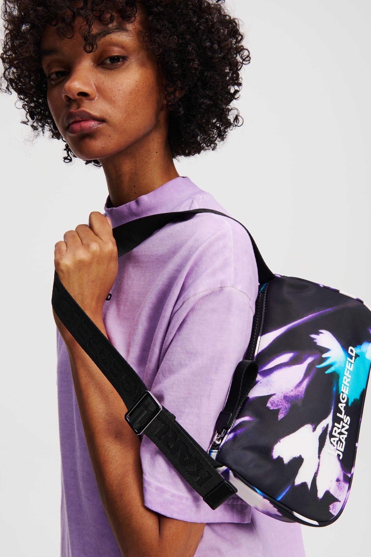 ESSENTIAL NYLON BAG FLORAL BLACK 3
