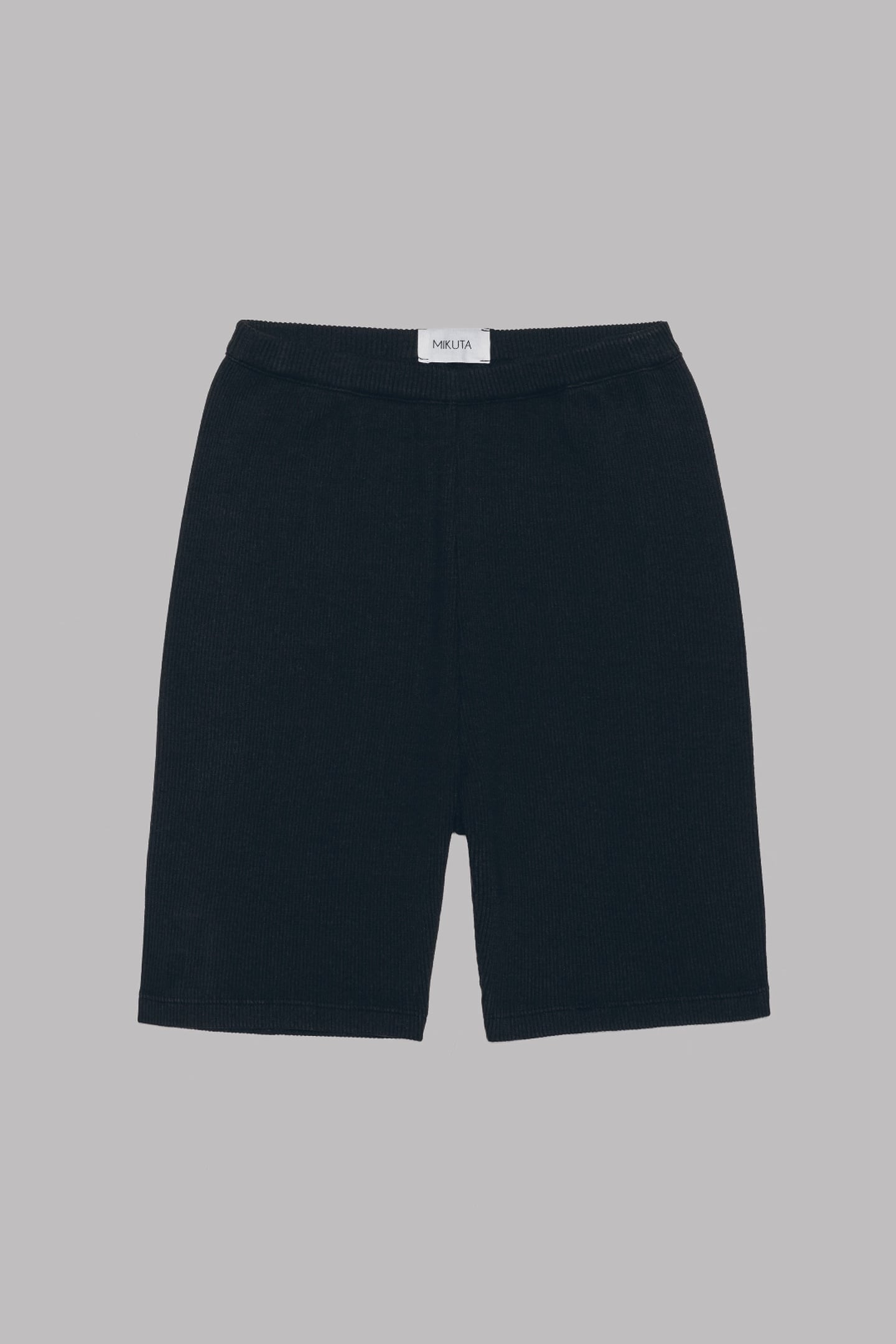 THE BLACK RIBBED BIKER SHORTS 3