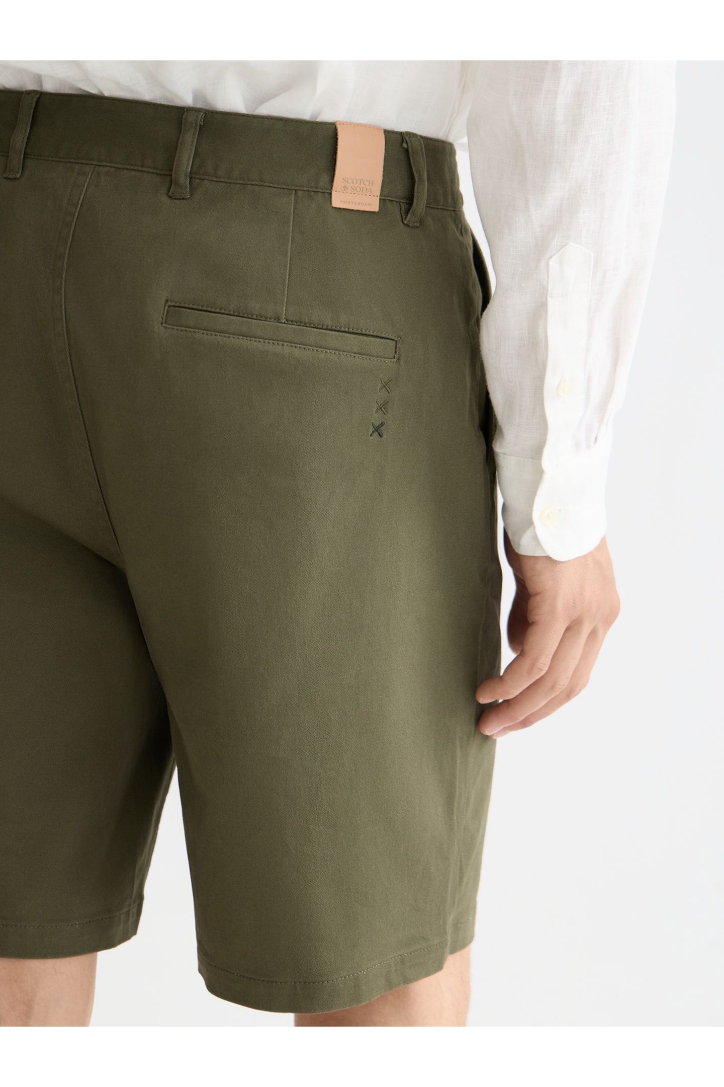 STUART COTTON-BLEND TWILL REGULAR-FIT SHORT KHAKI 6