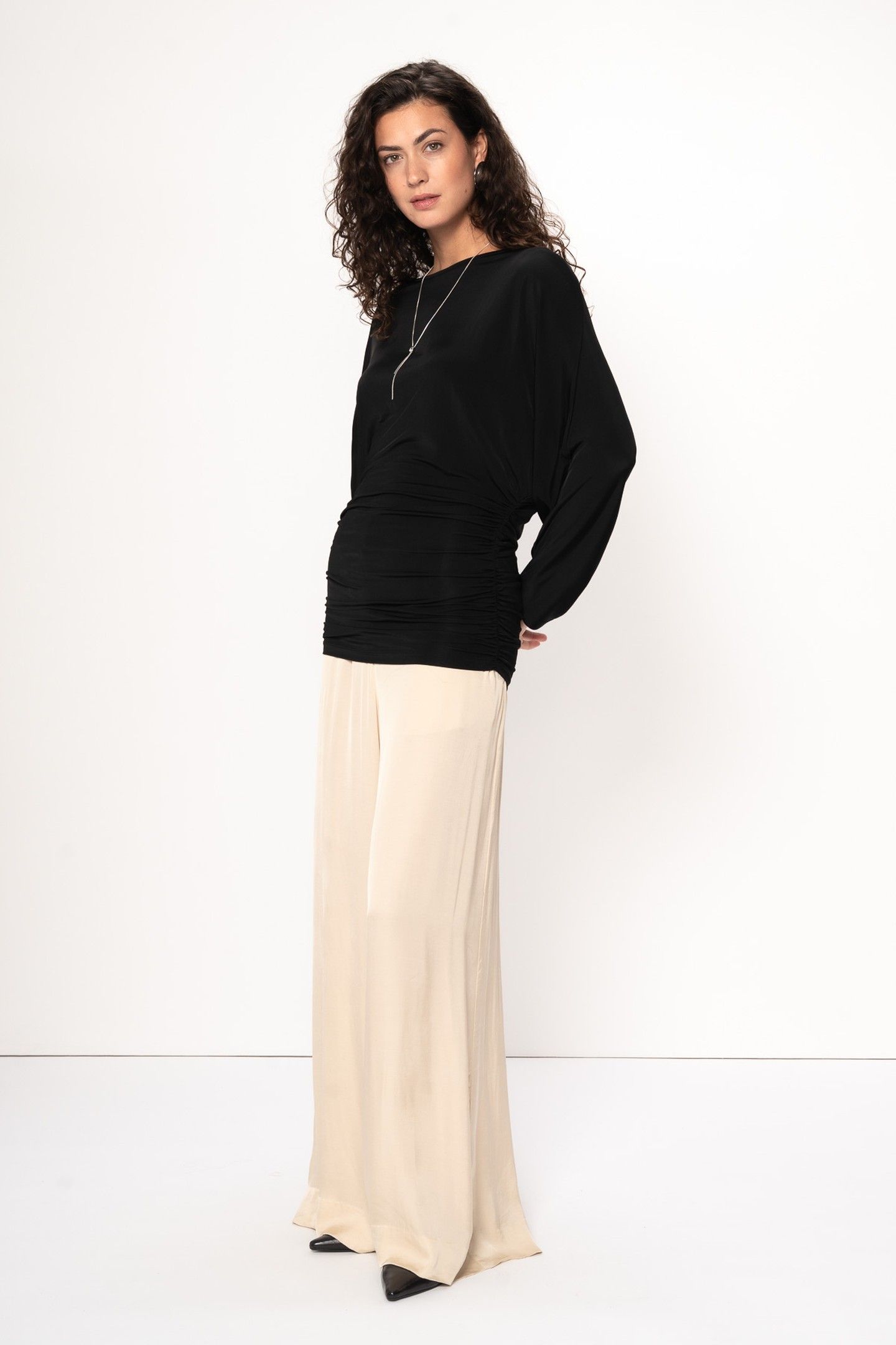 ABELIA TOP BLACK 5