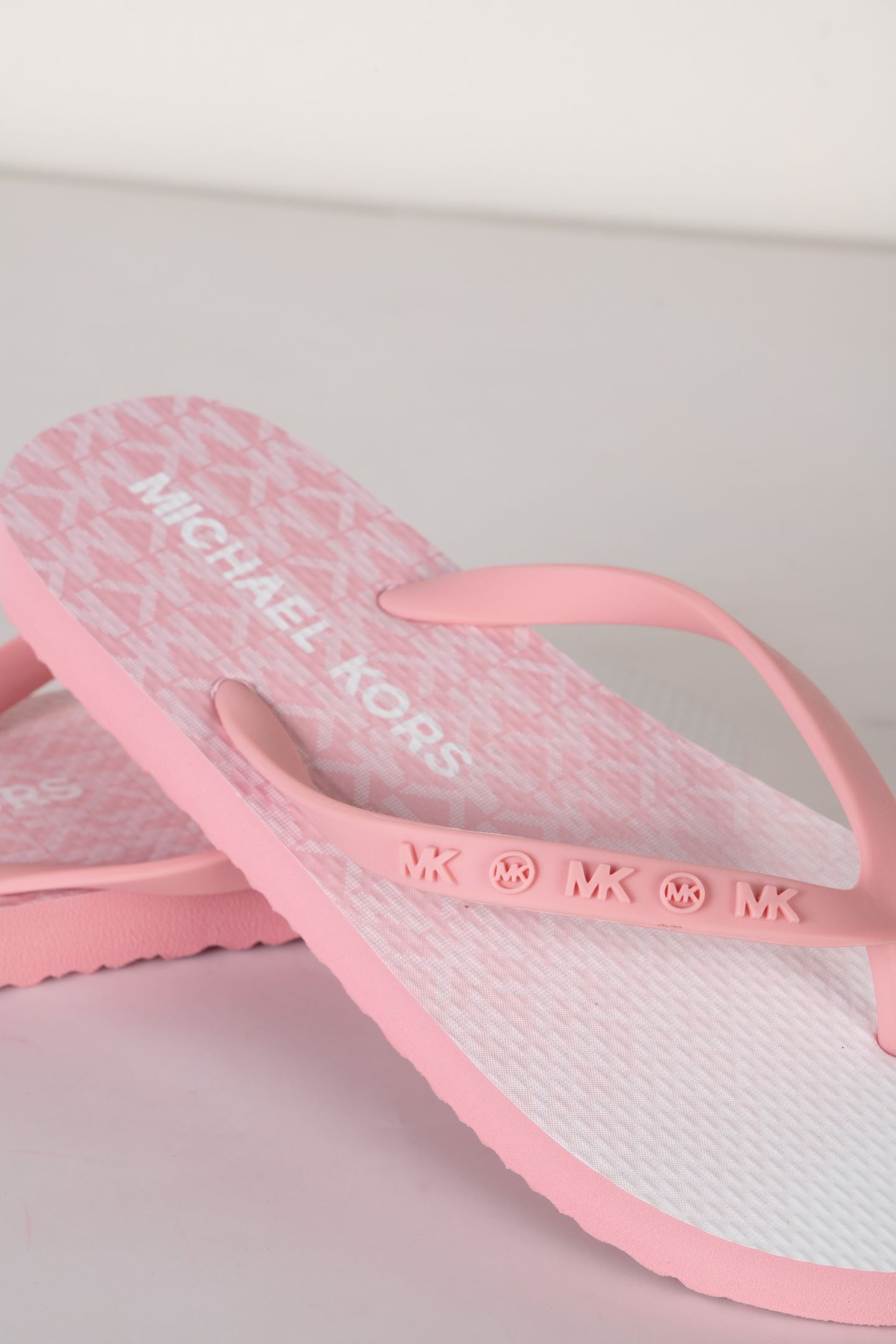 MK LOGO FLIP FLOP CARNATION 4