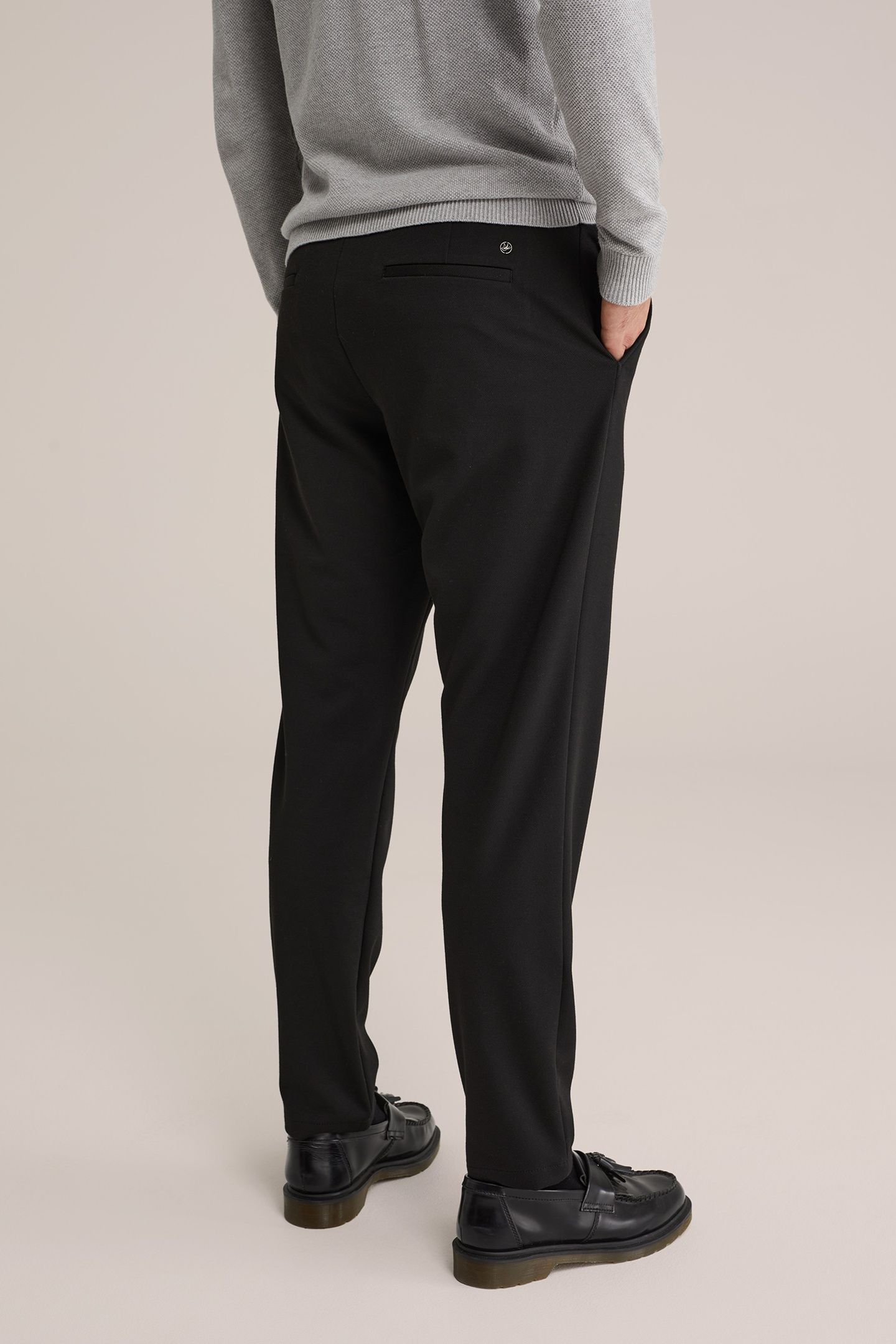 CHINO BLACK 4