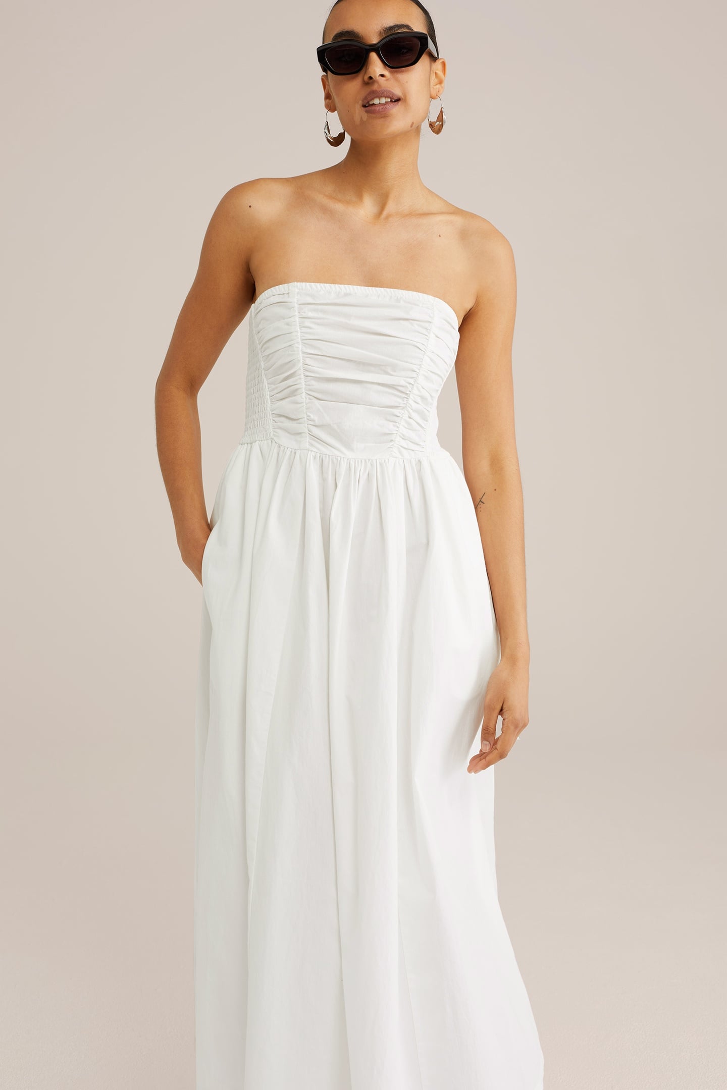 DRESS MID LENGTH WHITE 4