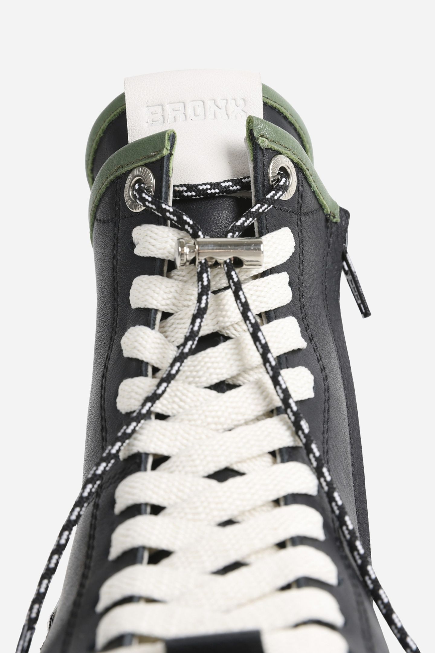 MYR-AA ANKLE BOOT BLACK/OFF WHITE/GREEN 6