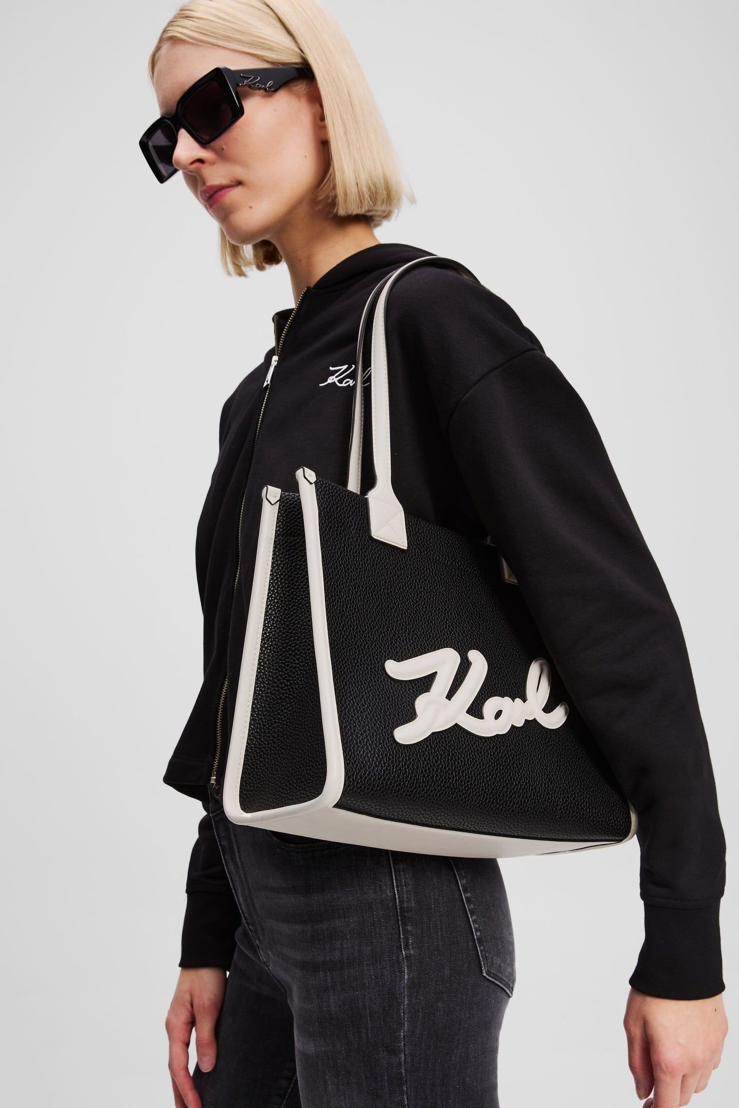 K/SKUARE MEDIUM TOTE GRAINY BLACK/WHITE 1