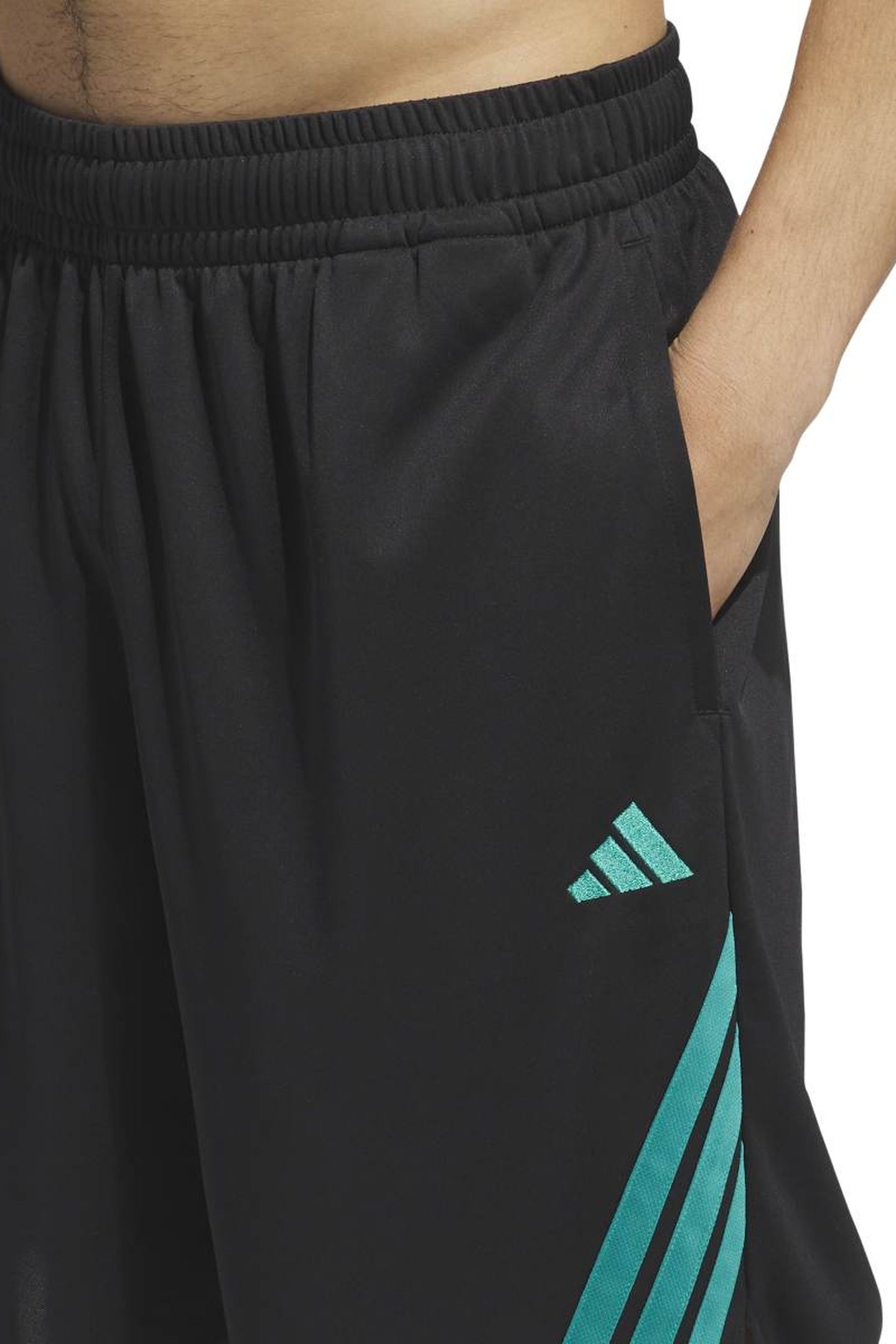 UNISEX PERFORMANCE LEGENDS 3-STRIPES BASKETBALL SHORTS BLACK 6
