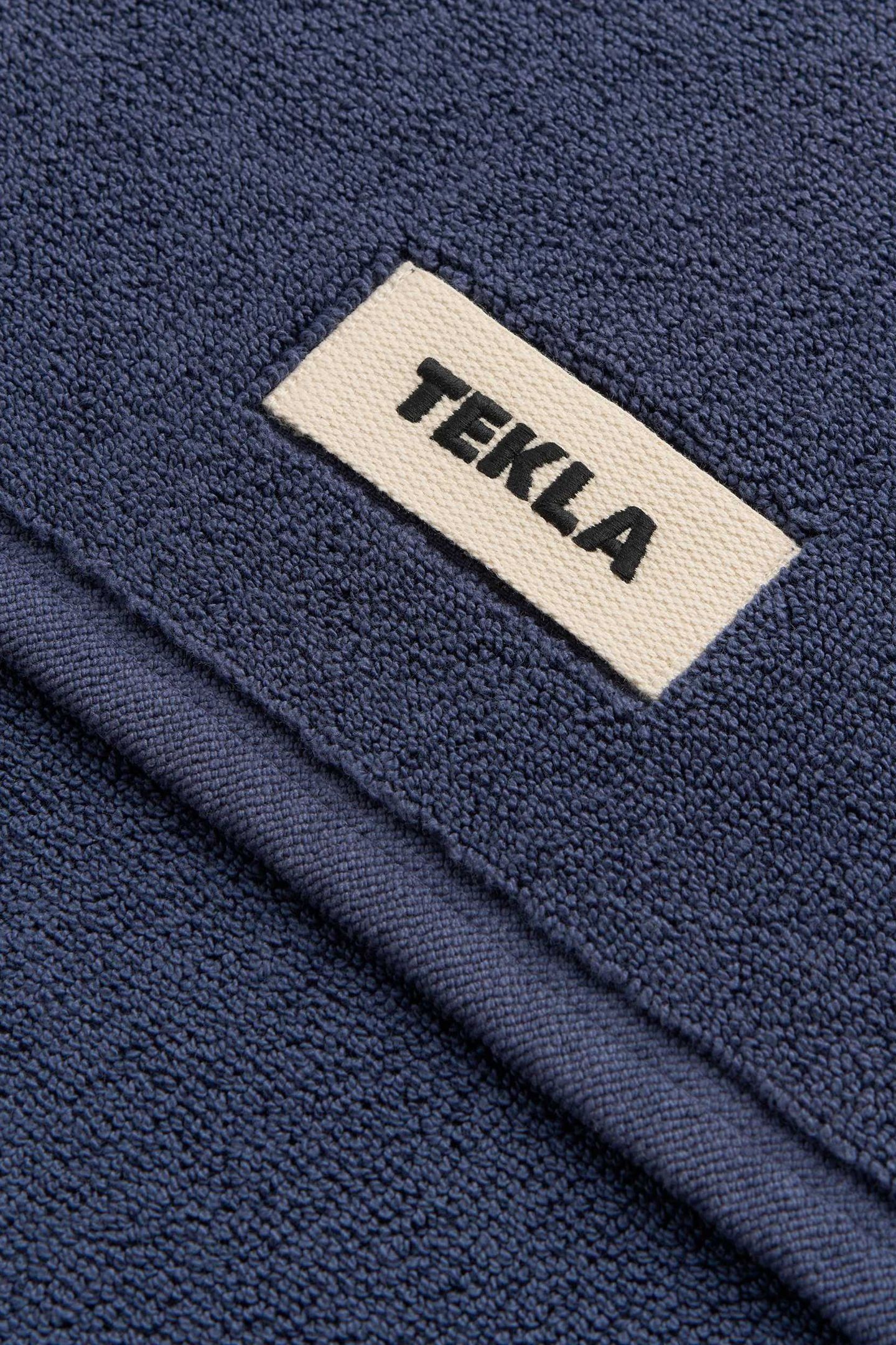 UNISEX BATH MAT NAVY 2